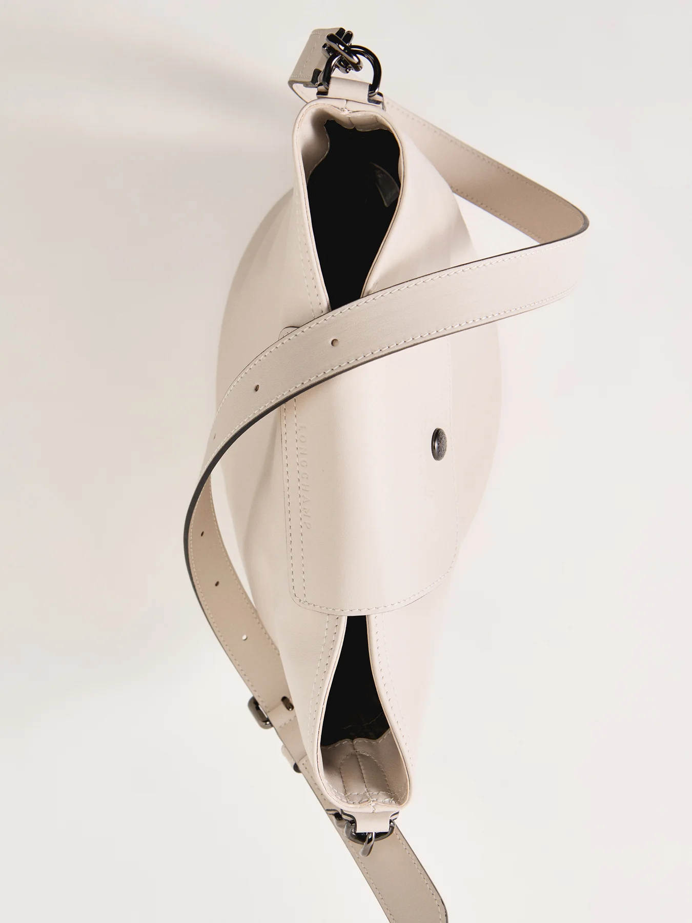 Le Pliage Xtra Medium Leather Shoulder Bag Paper - Image 5
