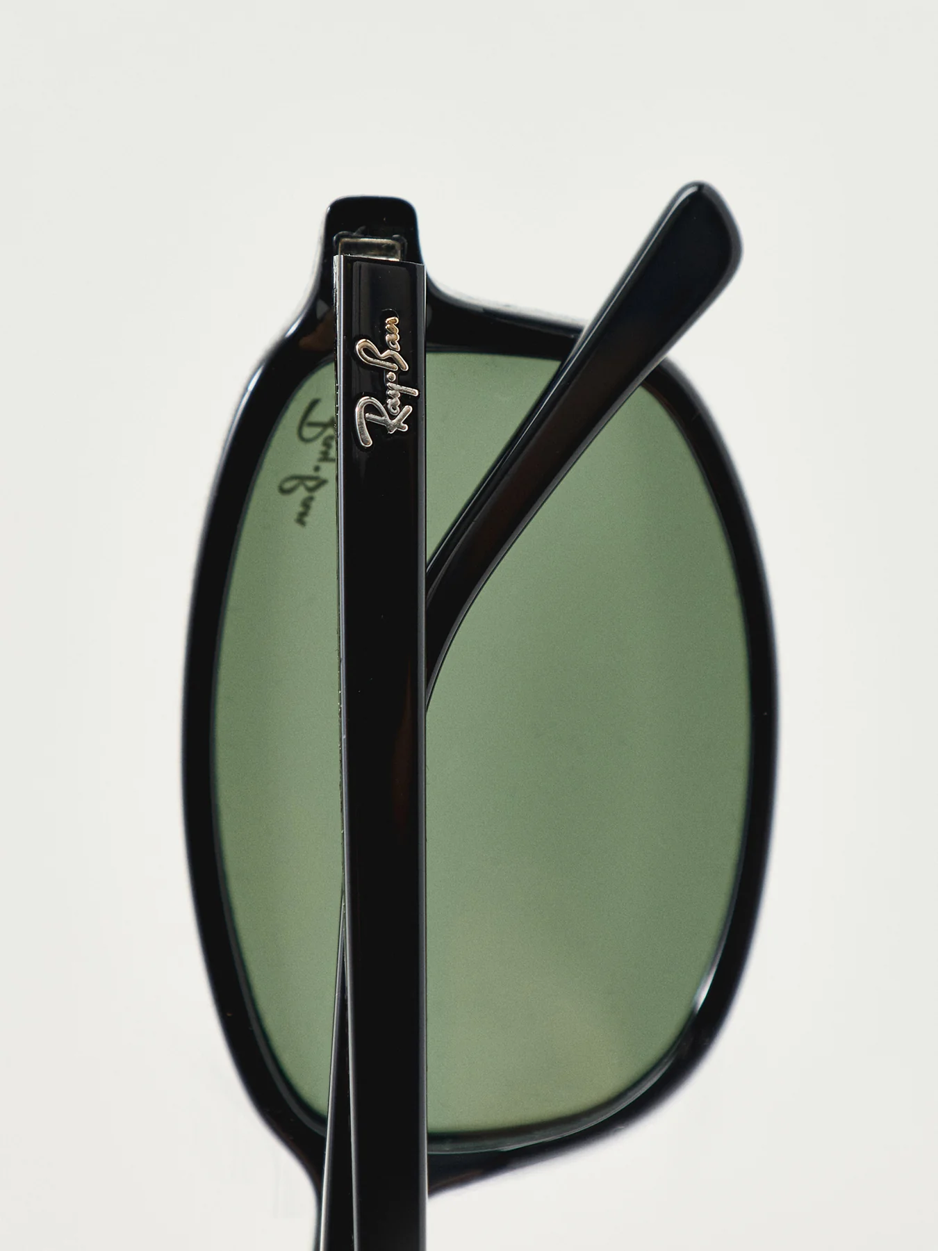Oval Tinted Sunglasses Black - Image 3