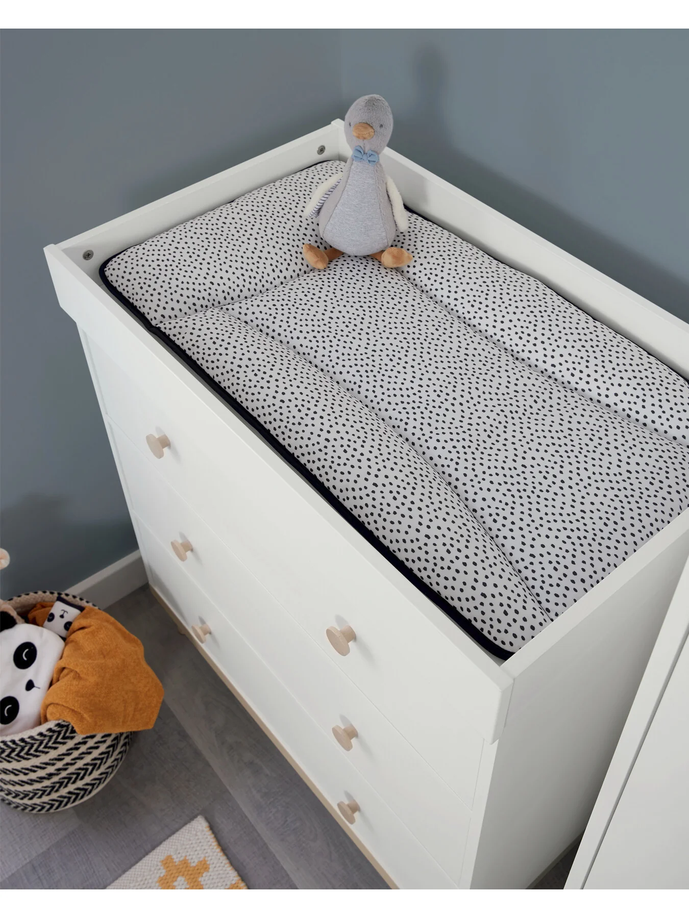 Essentials Changing Mattress - Image 2