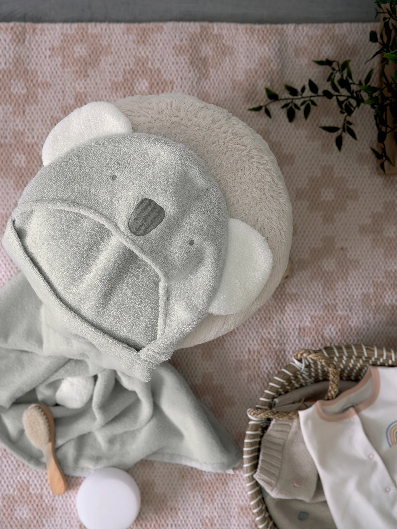 Koala Hooded Towel Neutral - Image 4