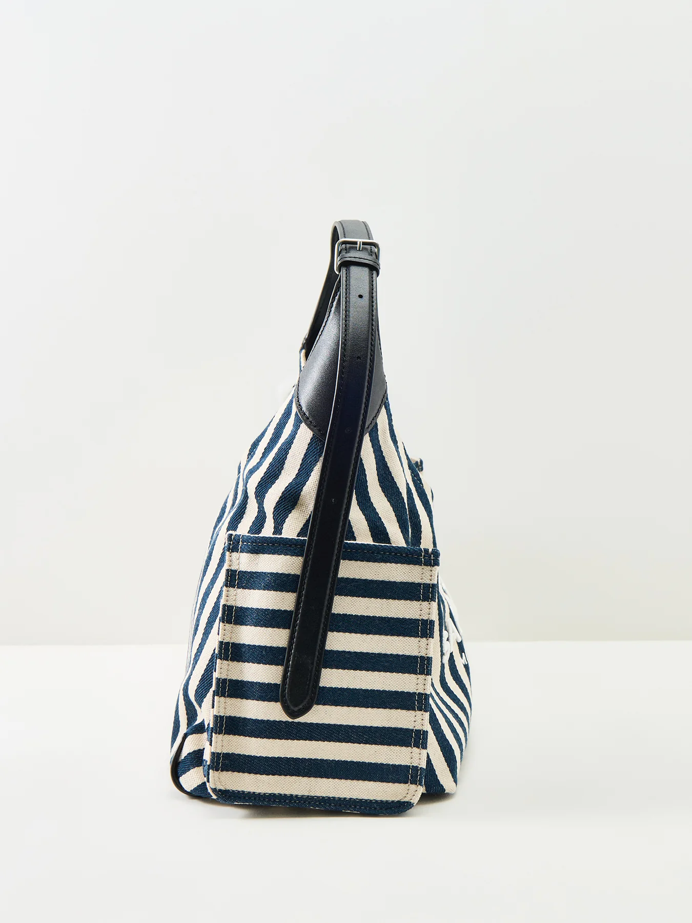 Belted Sack Shoulder Bag Multi - Image 4