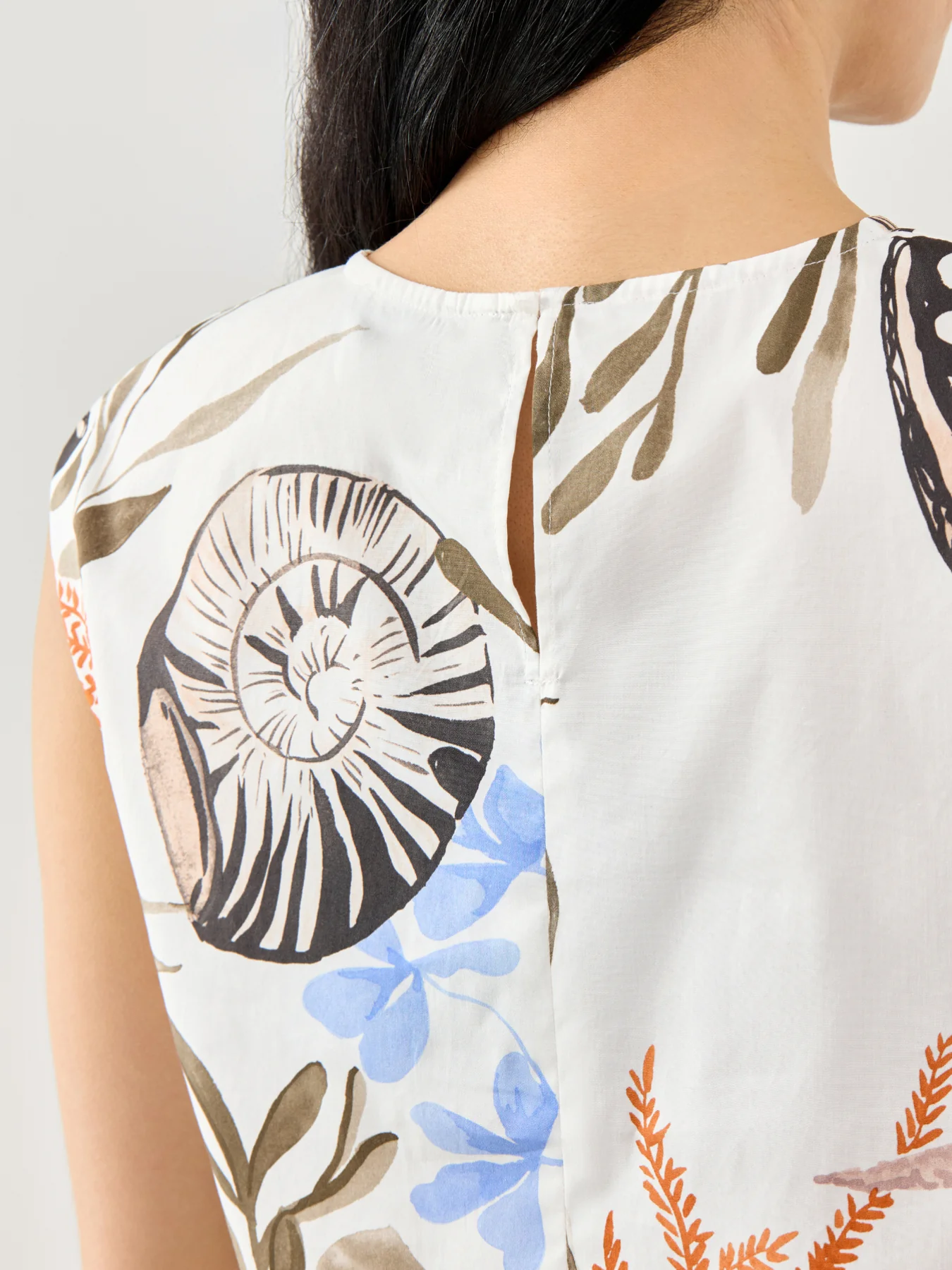 Woven Waistcoat Top White - Image 3