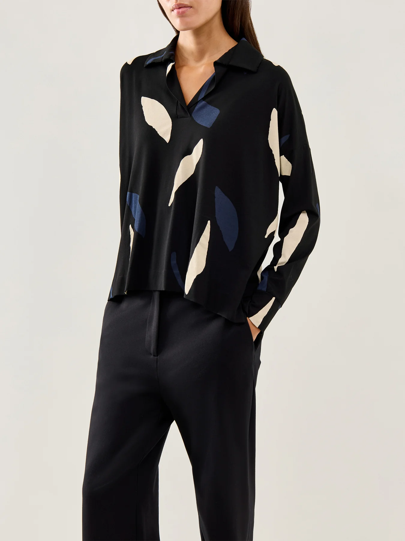 Drika Printed Top Navy Blazer - Image 4