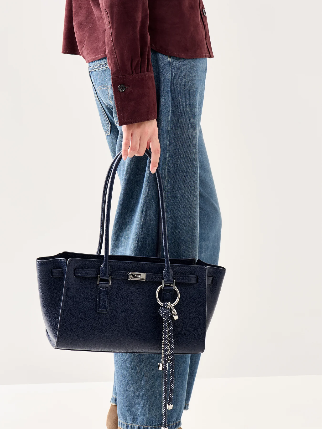 Hamilton Moderne Small Shoulder Tote Blue - Image 2
