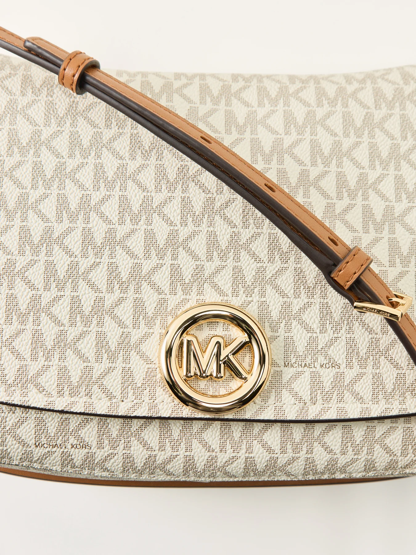 Nolita Signature Chain Convertible Shoulder Bag Cream - Image 5