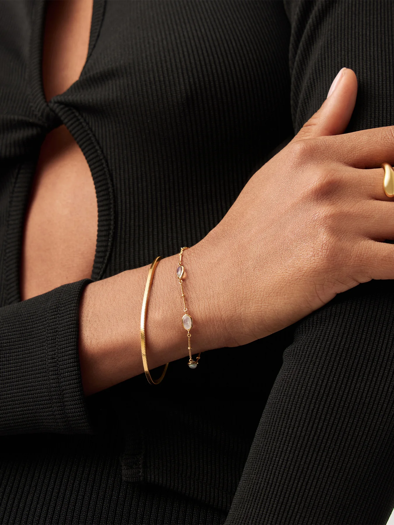 Rainbow Moonstone Bracelet Gold - Image 2