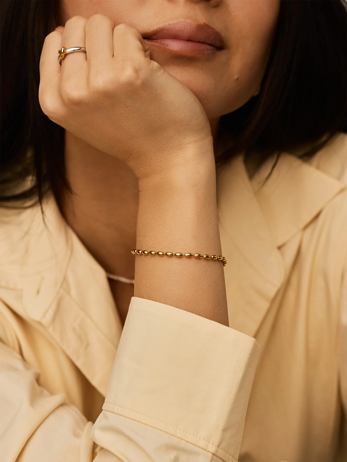 Molten Olive Chain Bracelet Gold - Image 2