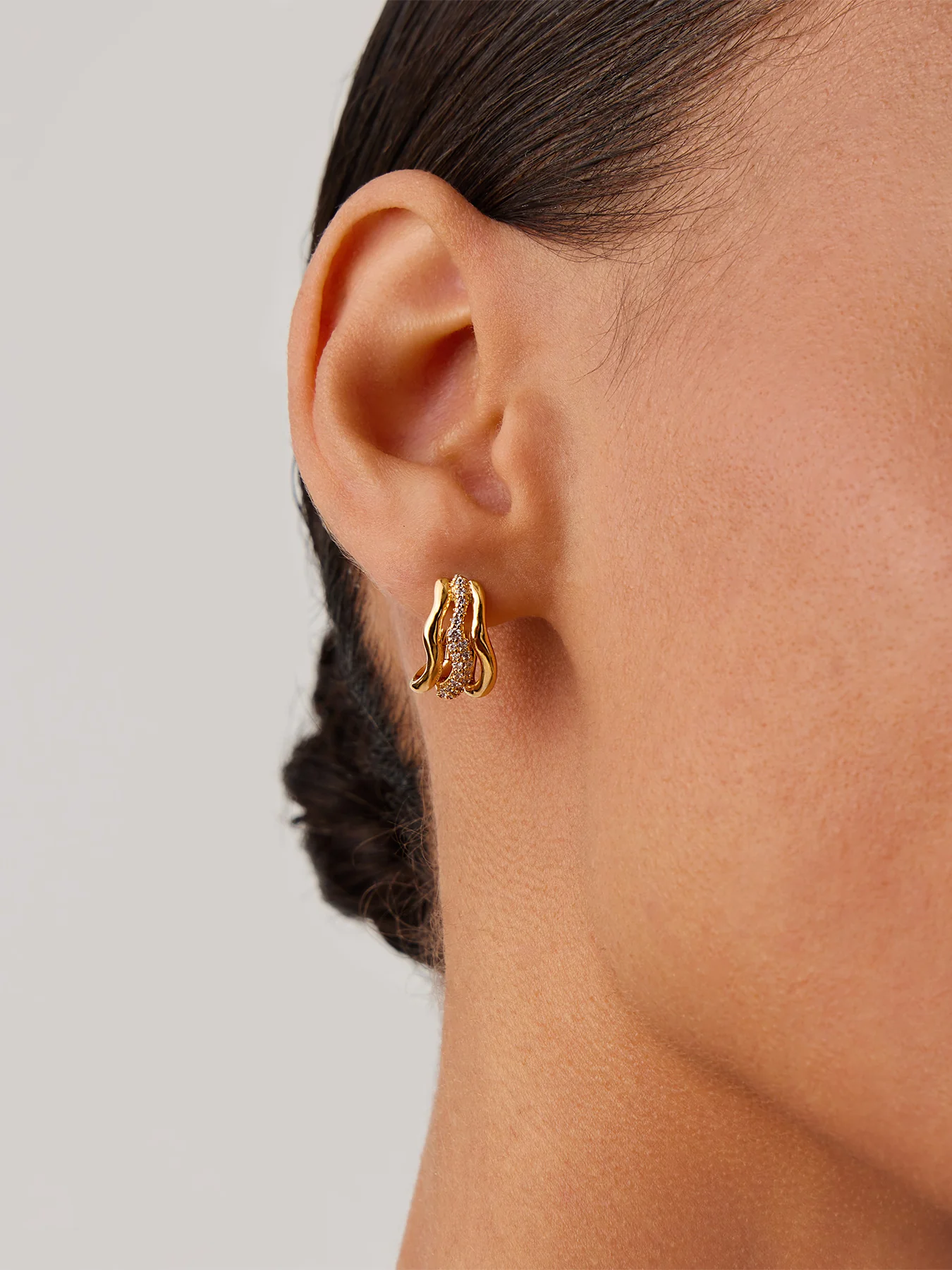 Molten Snow Triple Hoop Earrings Gold - Image 2