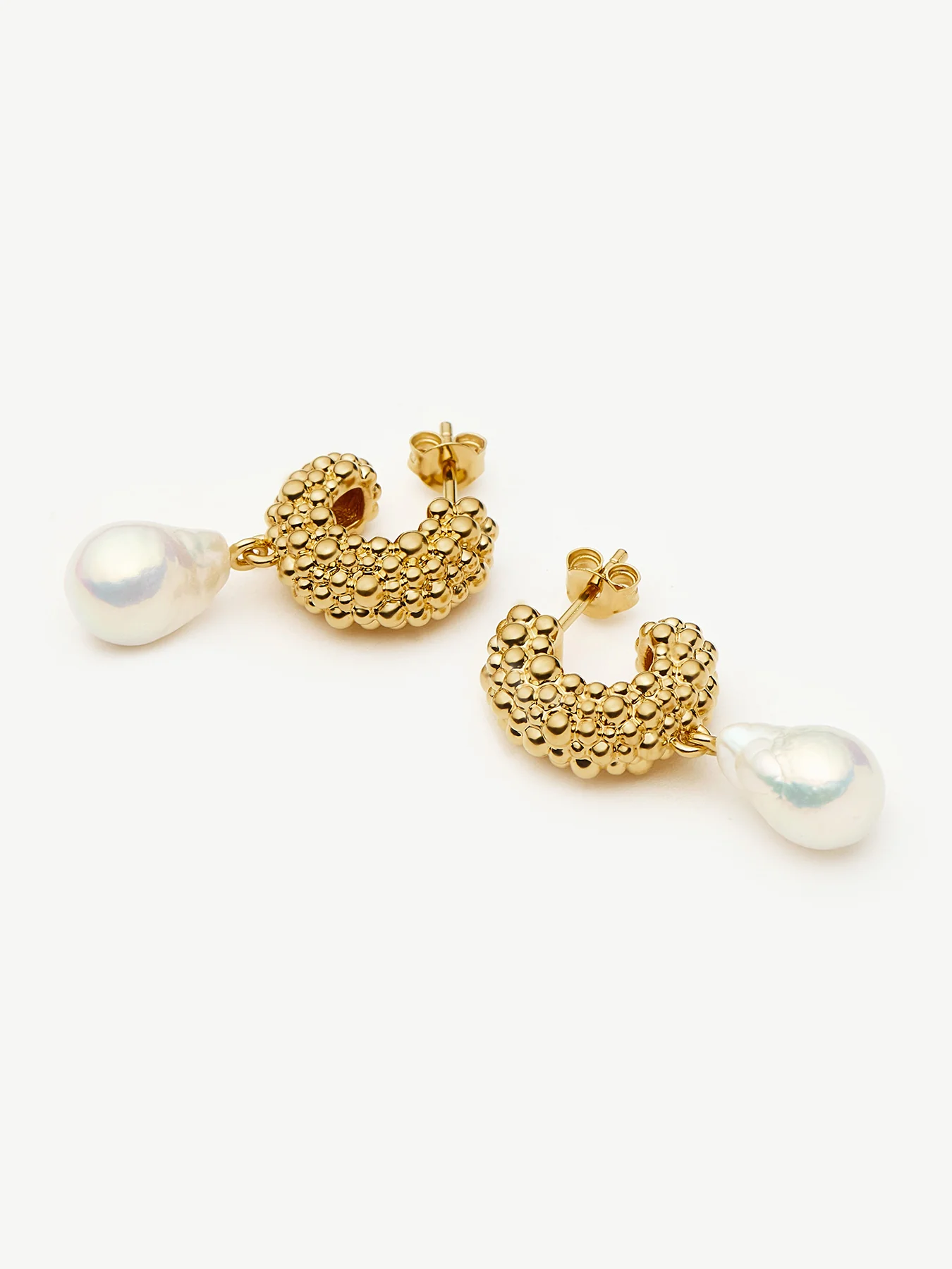 Pearl Baya Small Hoop Drop Earrings Gold - Image 2