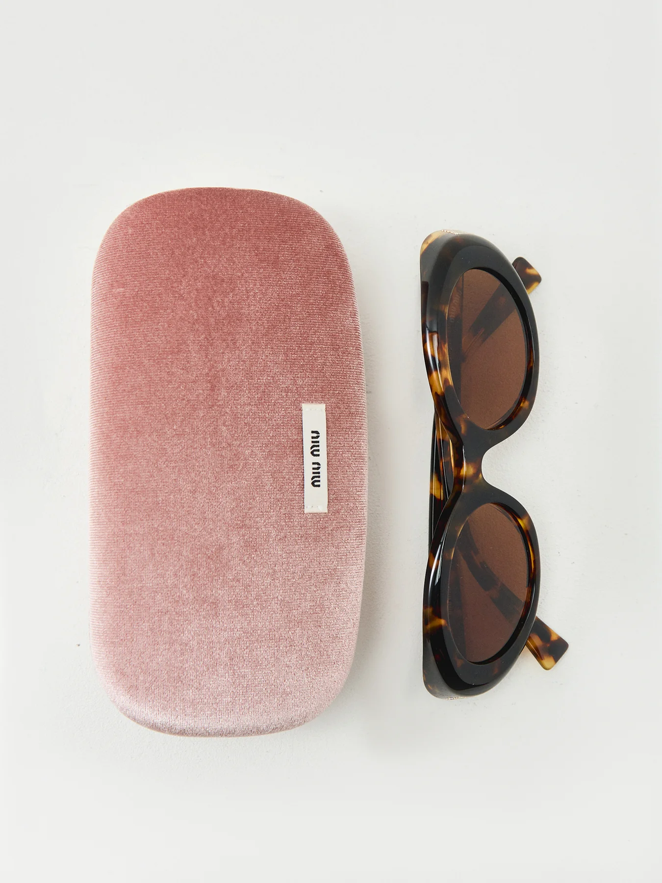 Oval Sunglasses Brown - Image 4