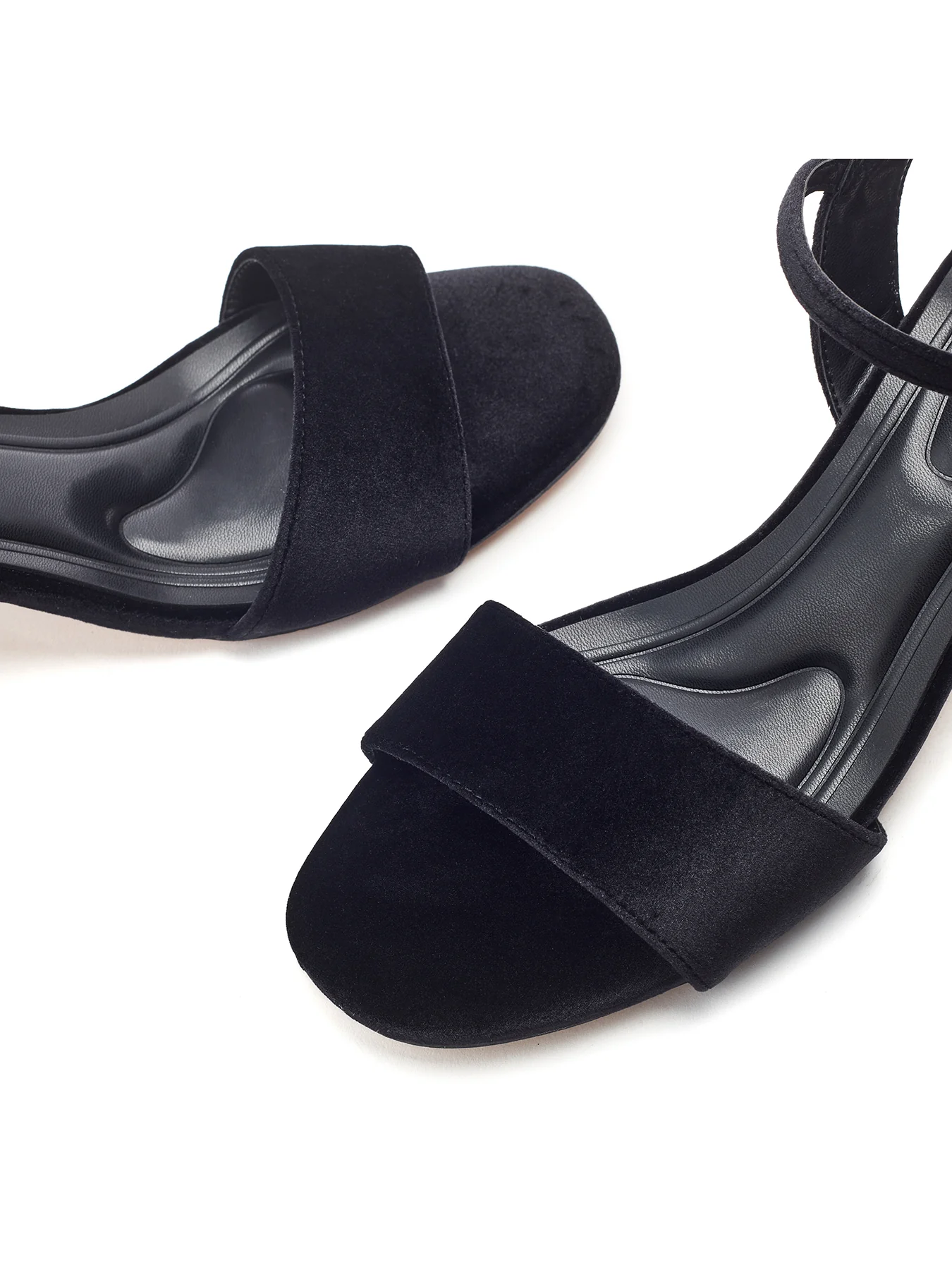Nareena Block Heel Sandals Black - Image 4
