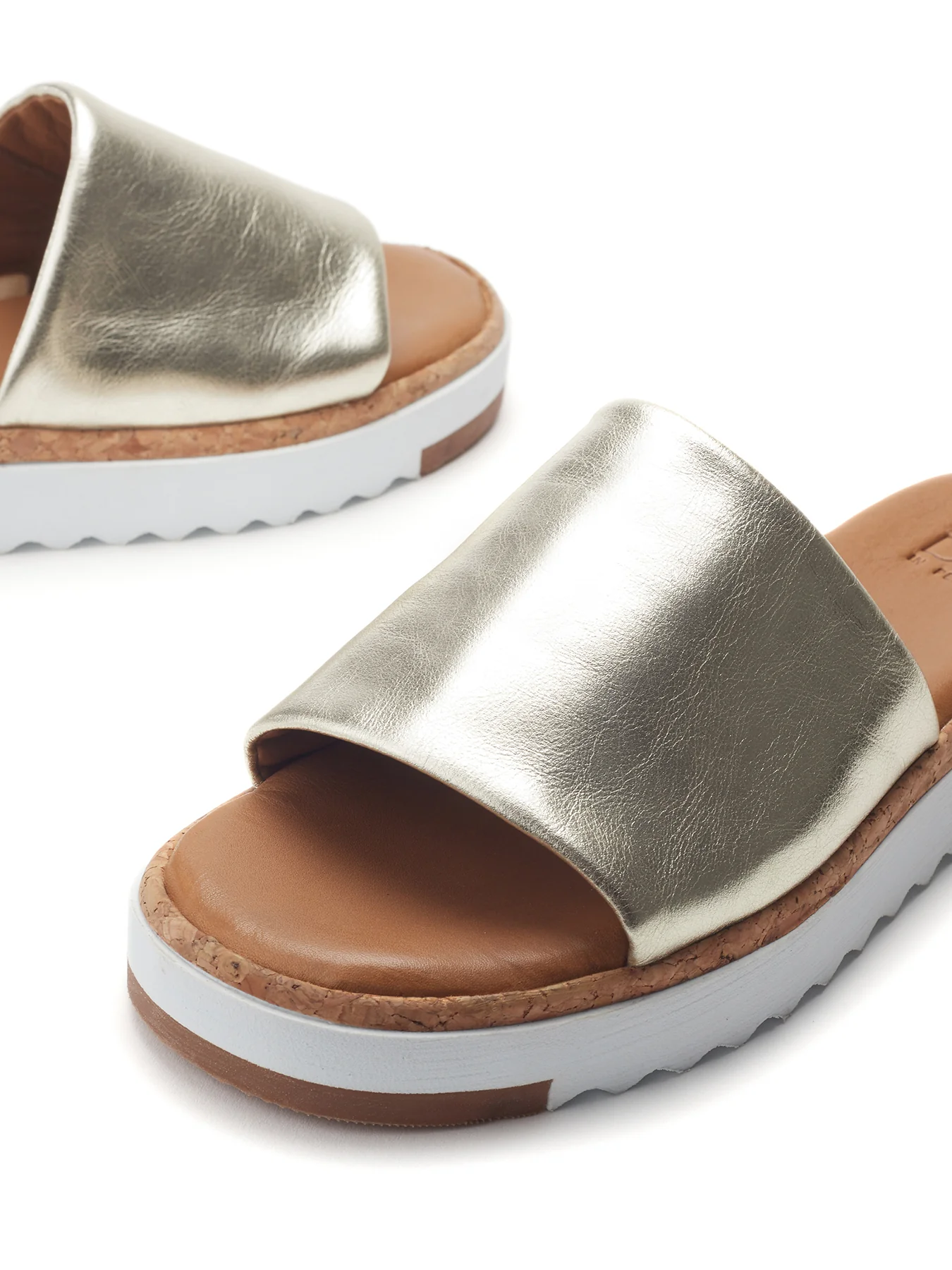 Kanzan Slider Sandals Gold - Image 4