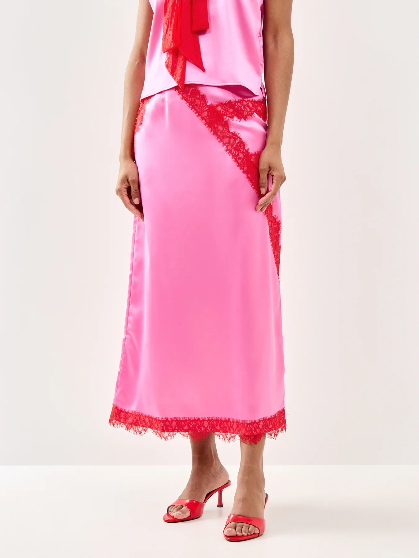 Lace Lily Skirt - Image 4