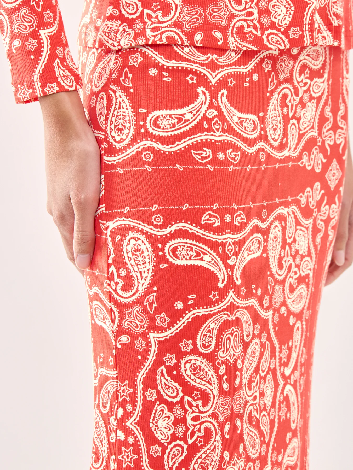 Dorris Skirt Red - Image 3