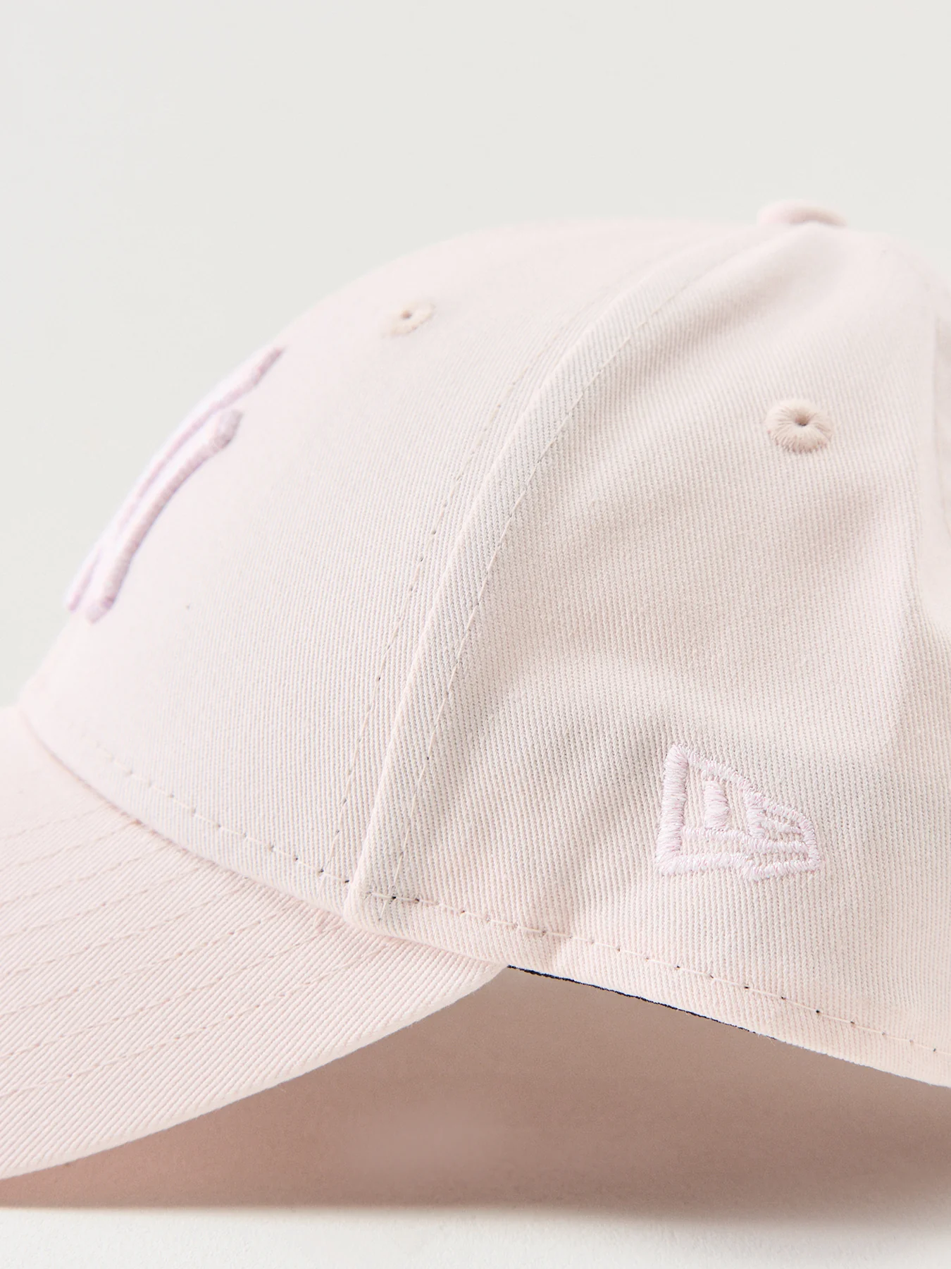 Metallic Logo 9Forty Cap Pink - Image 3
