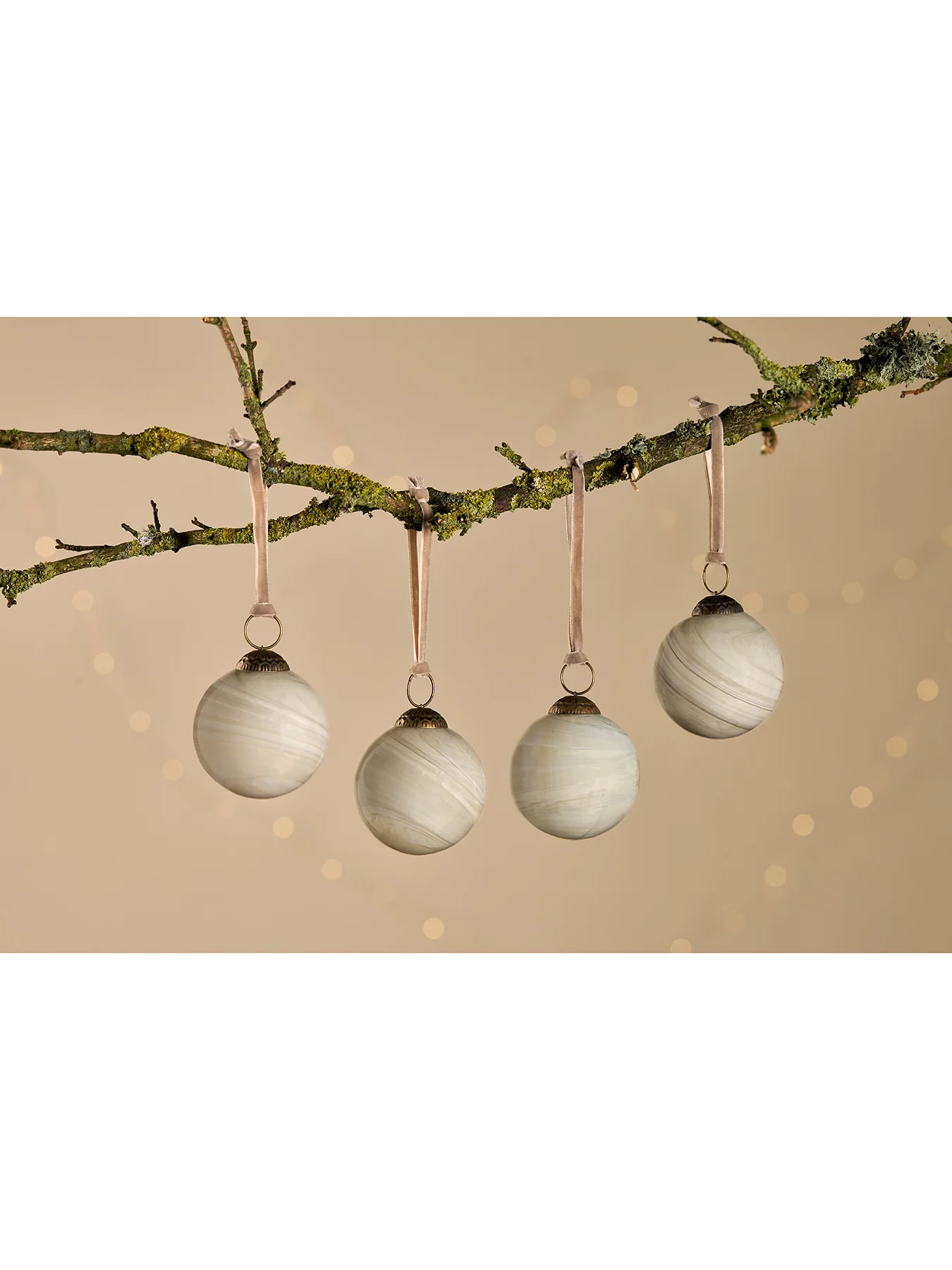 Natural Glass Baubles Pack of 4 - Image 3