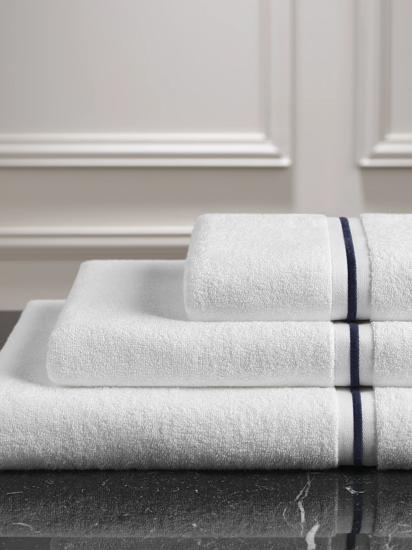 Claygate Hand Towel Navy - Image 2