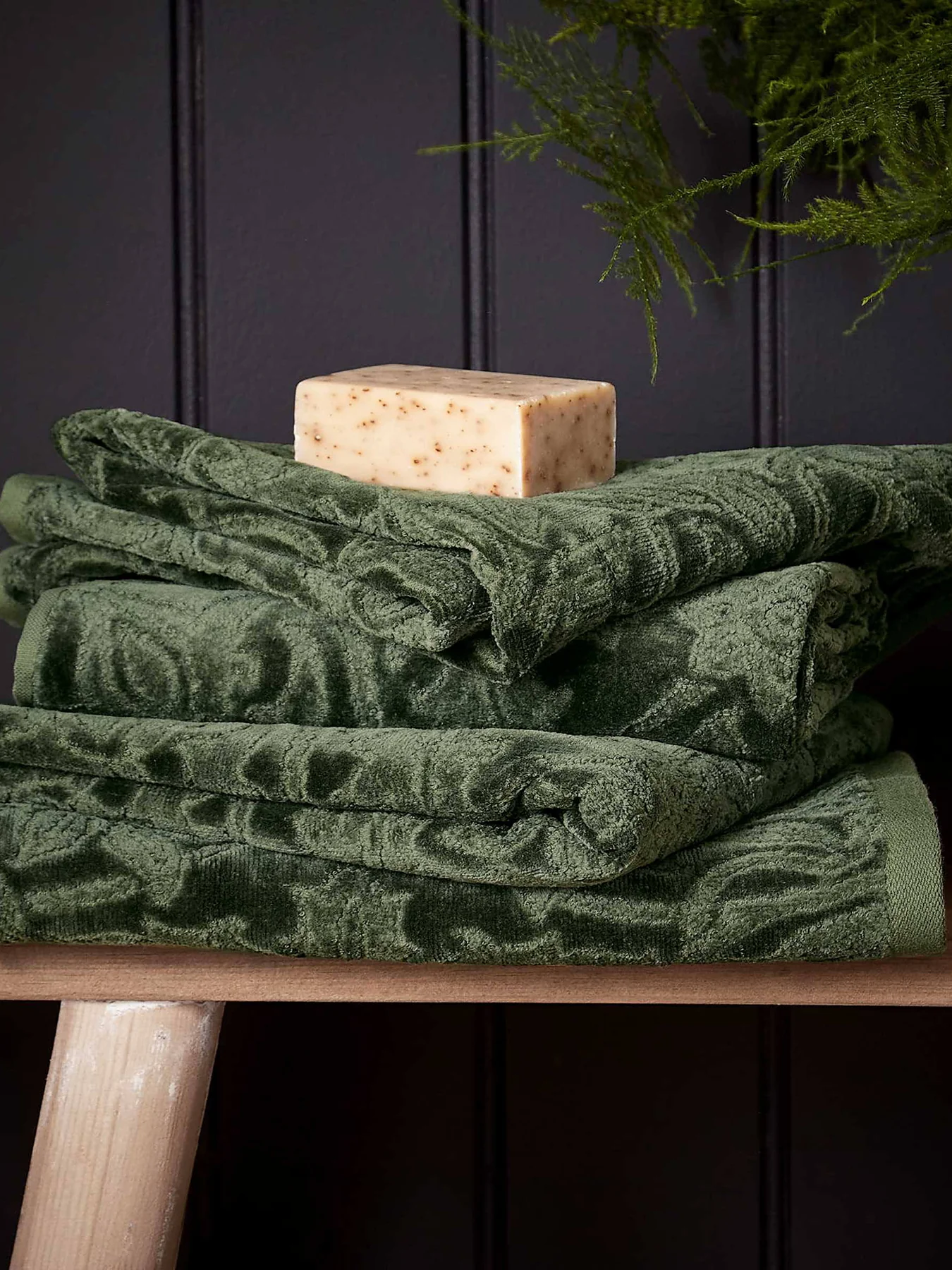 St James Bath Sheet Green - Image 2