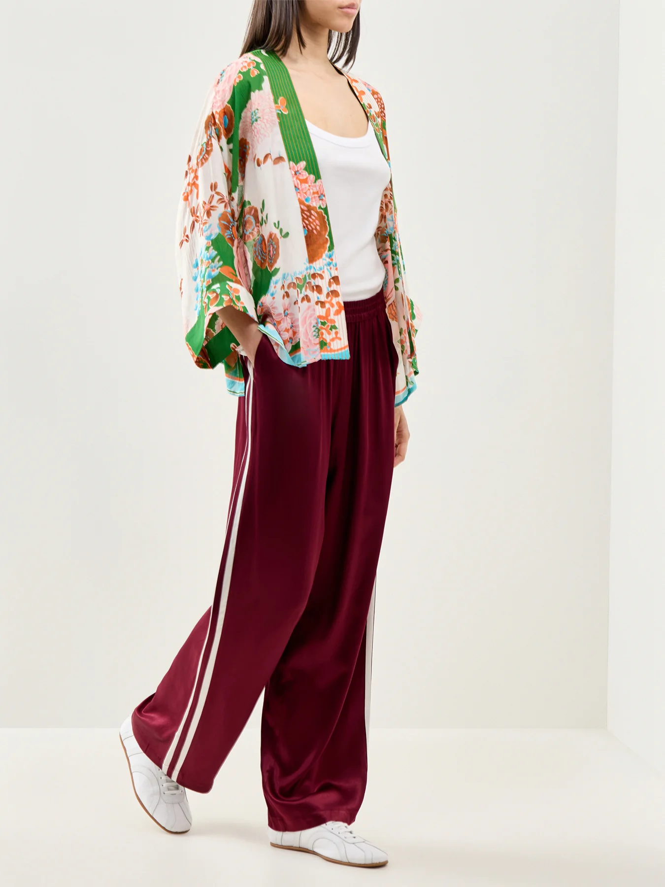 Kitsch Bouquet Print Kimono Green - Image 2