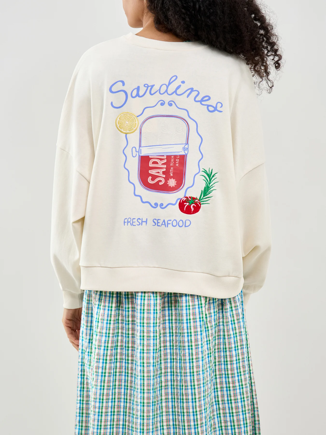 Deborah Crew Neck Sweatshirt Cream - Image 5