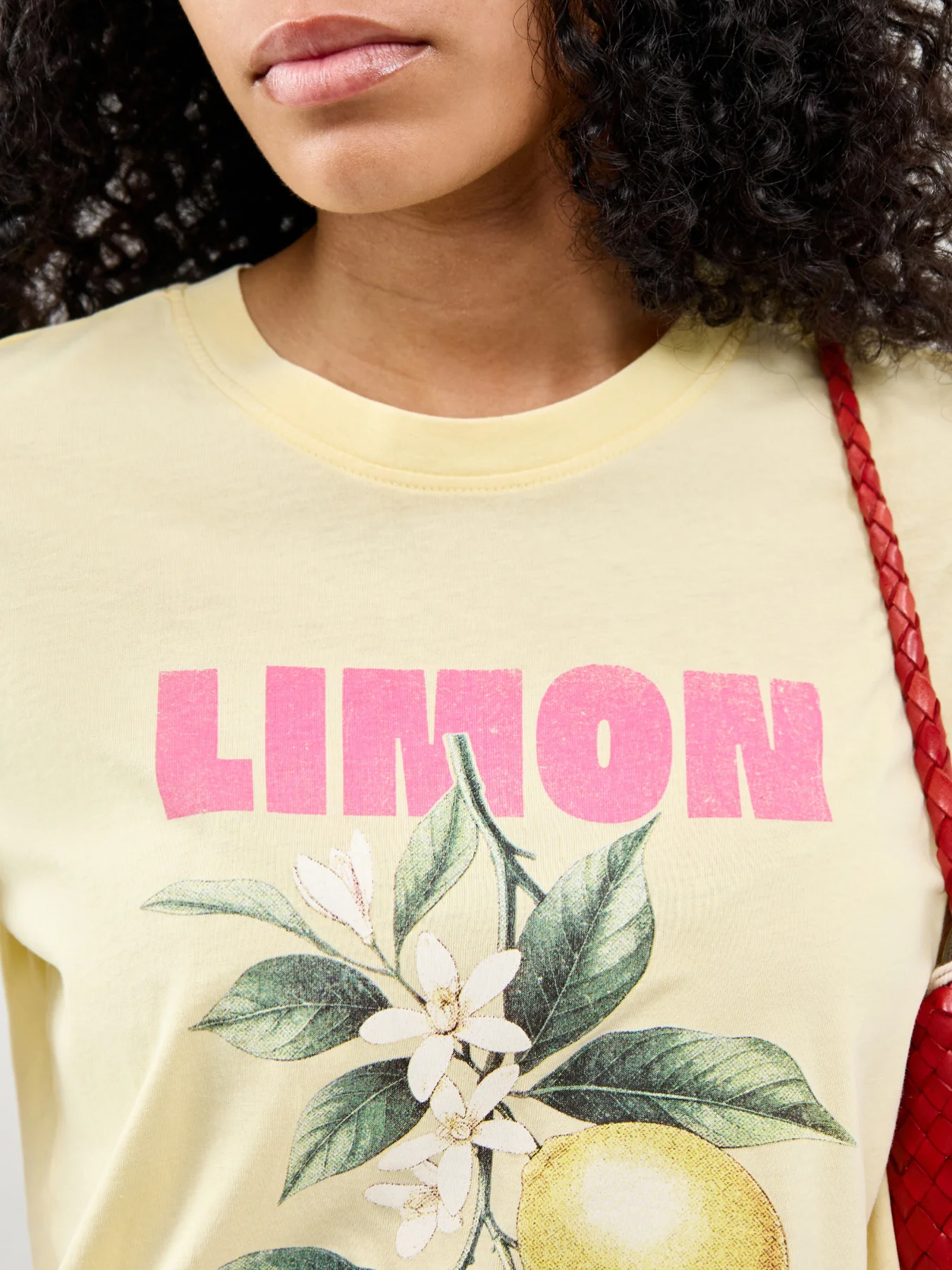 Lucy Short Sleeve T-Shirt Yellow - Image 3
