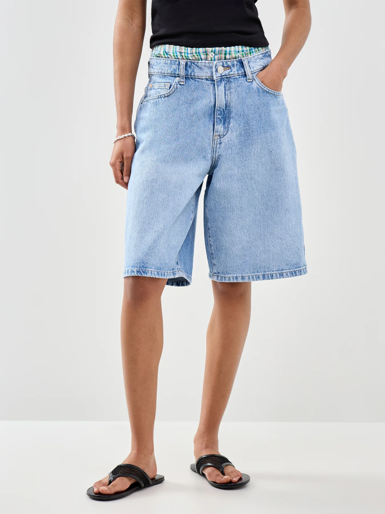 Sonny High Waisted Denim Shorts Blue - Image 4