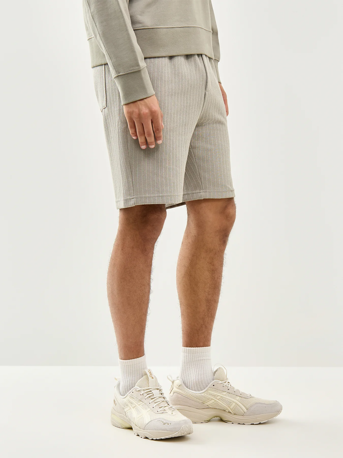 Trey Formal Shorts Grey - Image 4