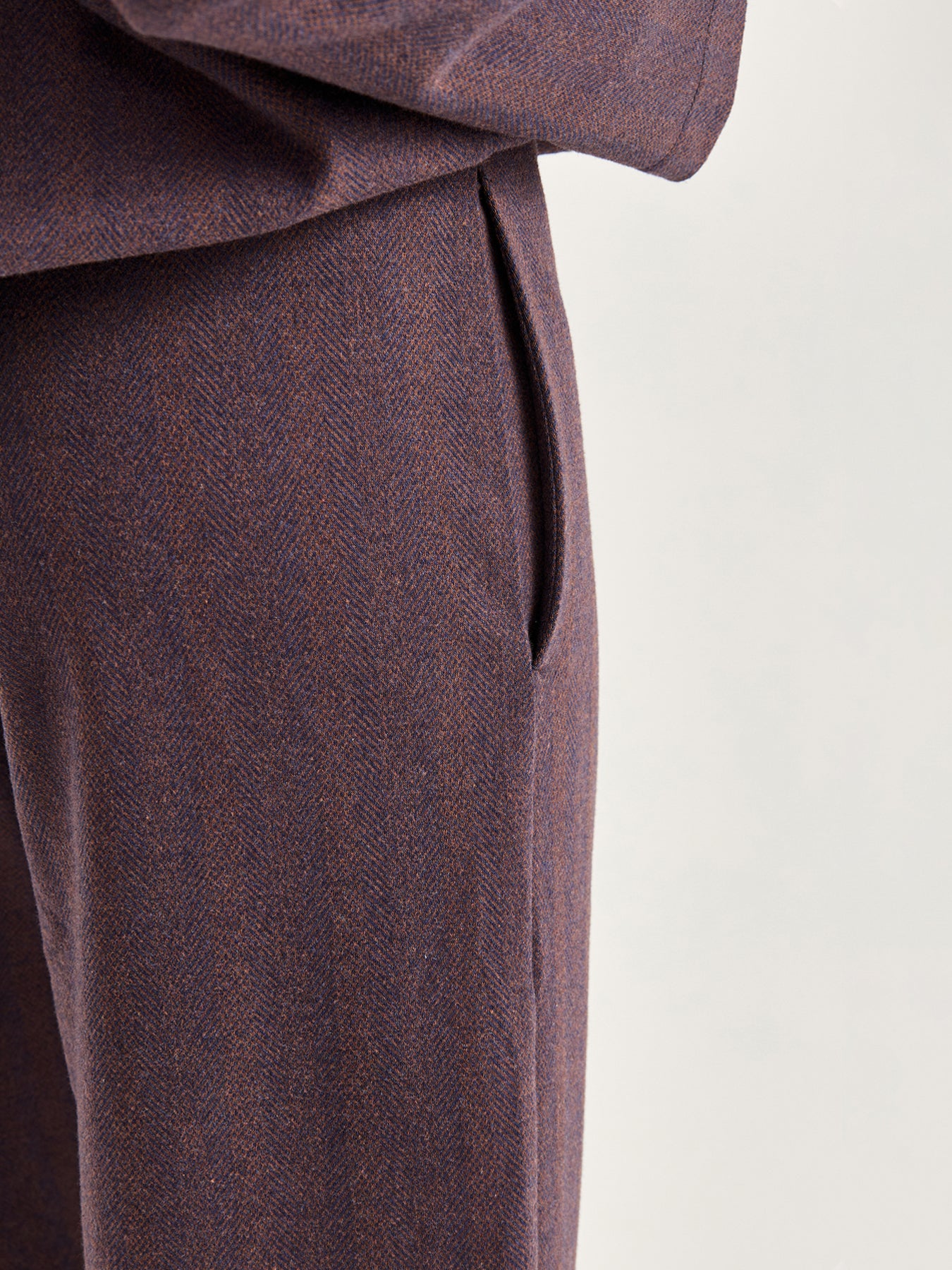 Hose 536 Cotton Trouser Red - Image 3