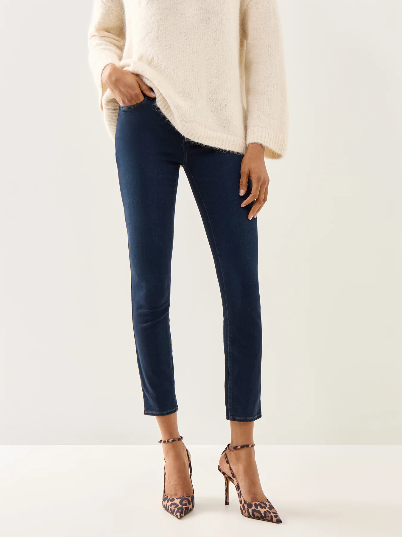 Hoxton Ankle Jean Blue - Image 4