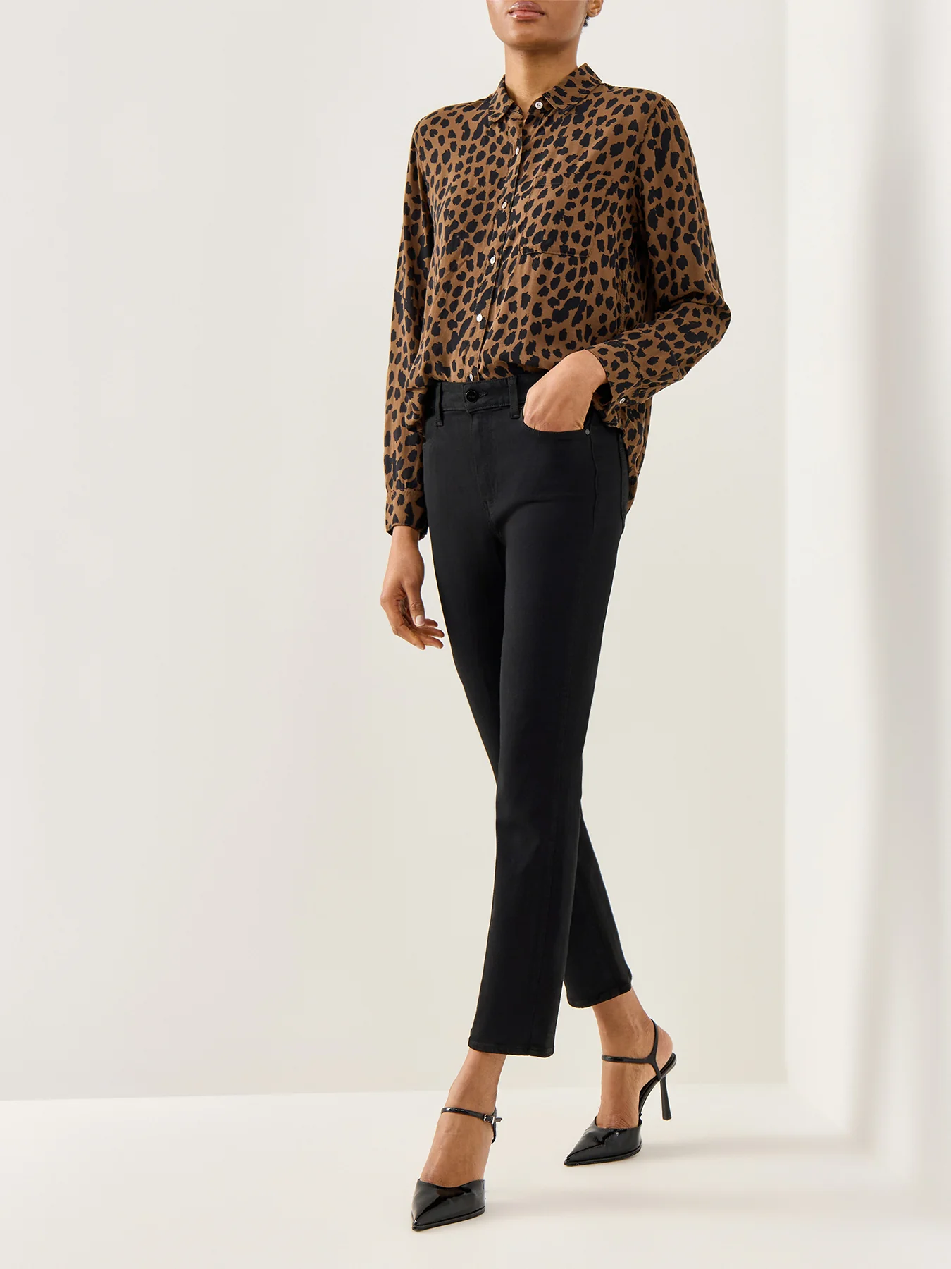 Cindy Clean Hem Jeans Black Shadow - Image 2