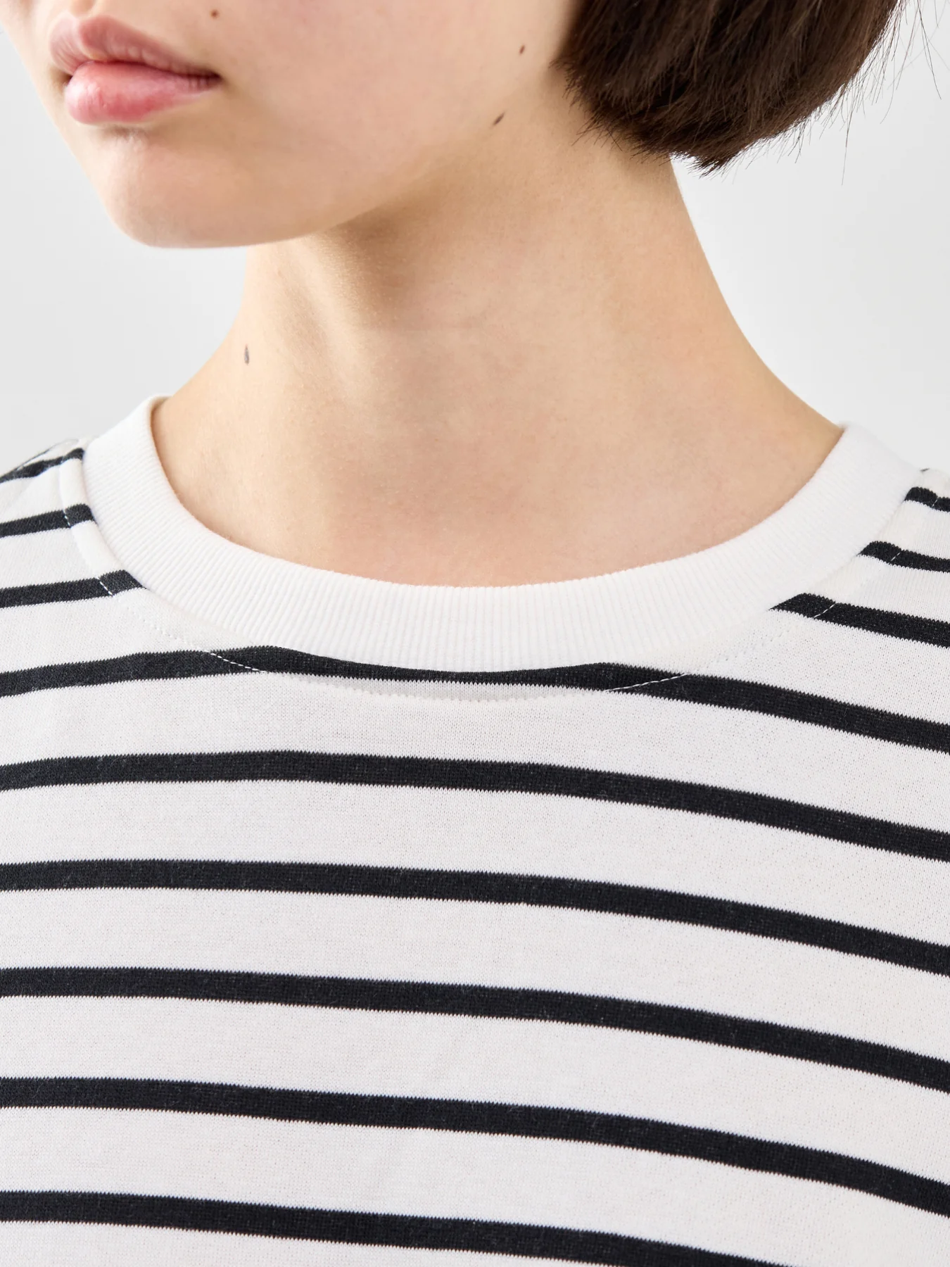 Chilli Stripe T-Shirt White - Image 3