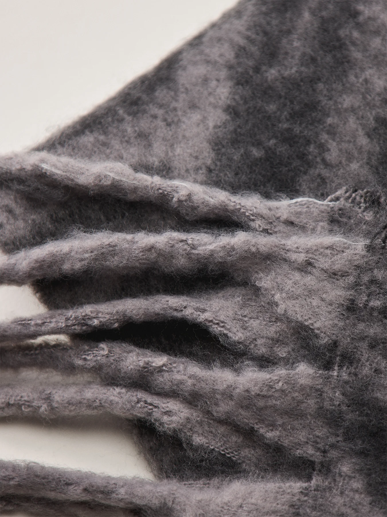 Jordan Zebra Stripe Scarf Grey - Image 3