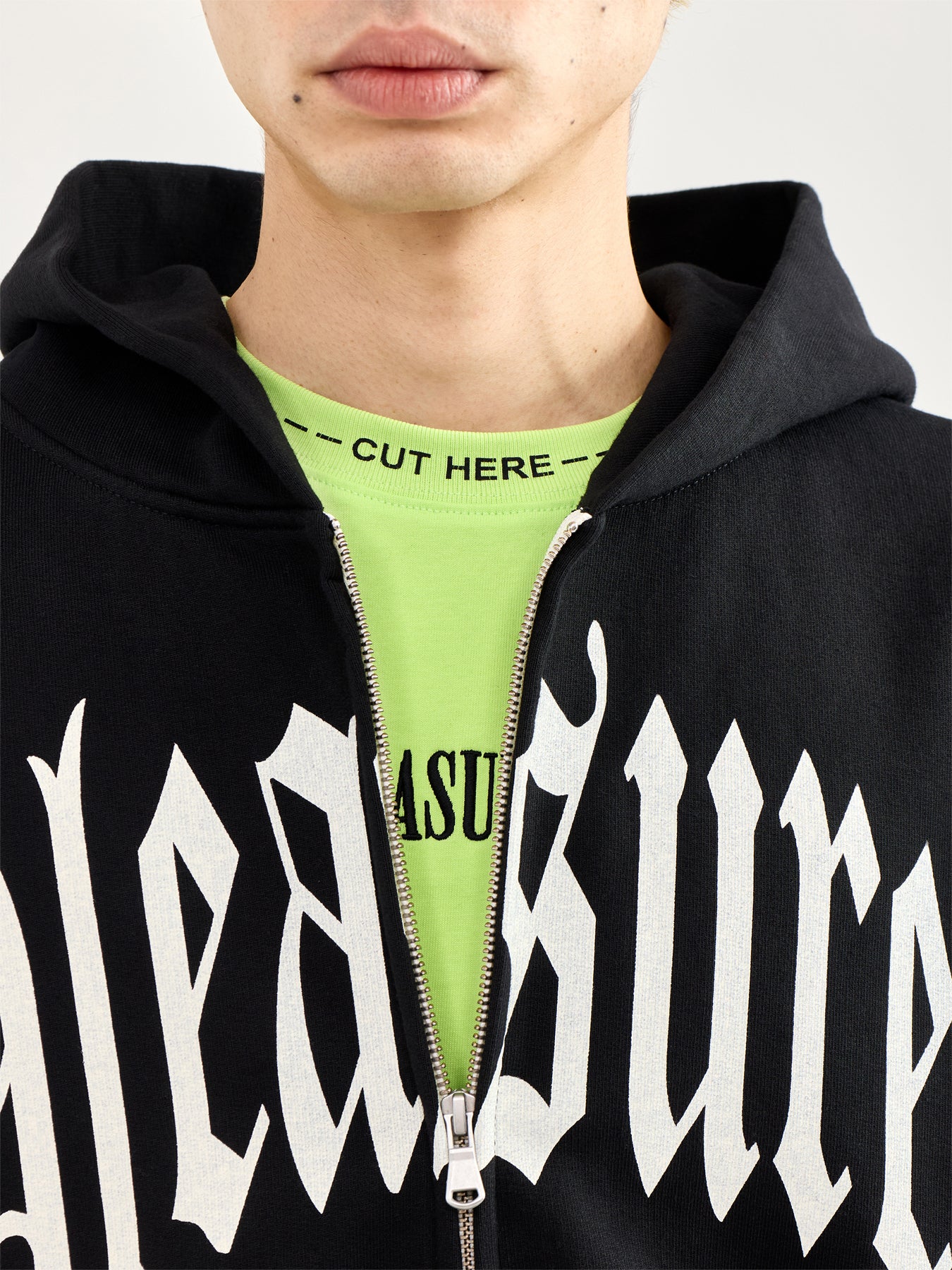Cut Here Heavyweight T-Shirt Green - Image 3