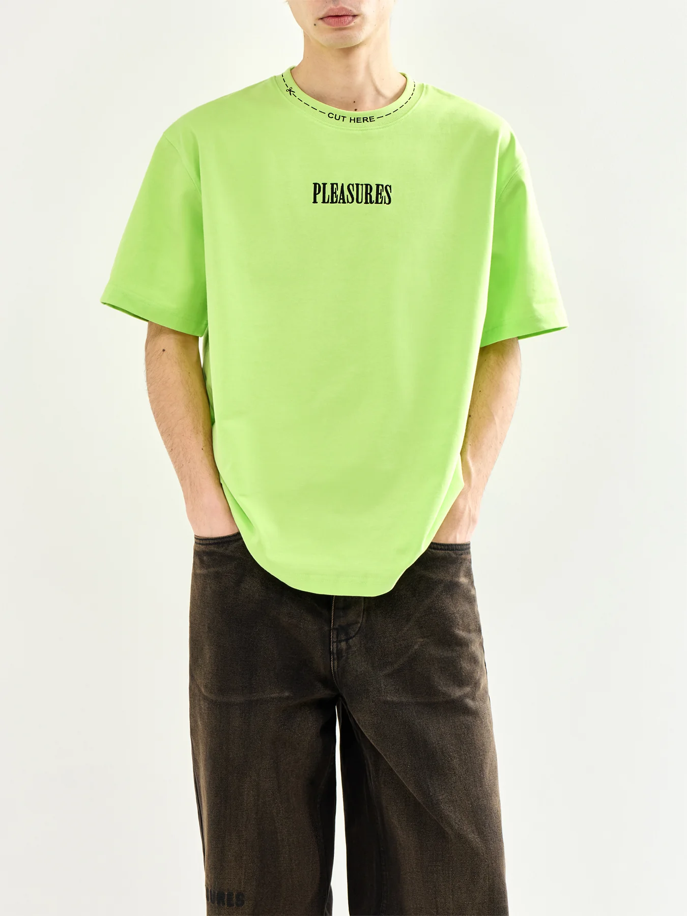 Cut Here Heavyweight T-Shirt Green - Image 4