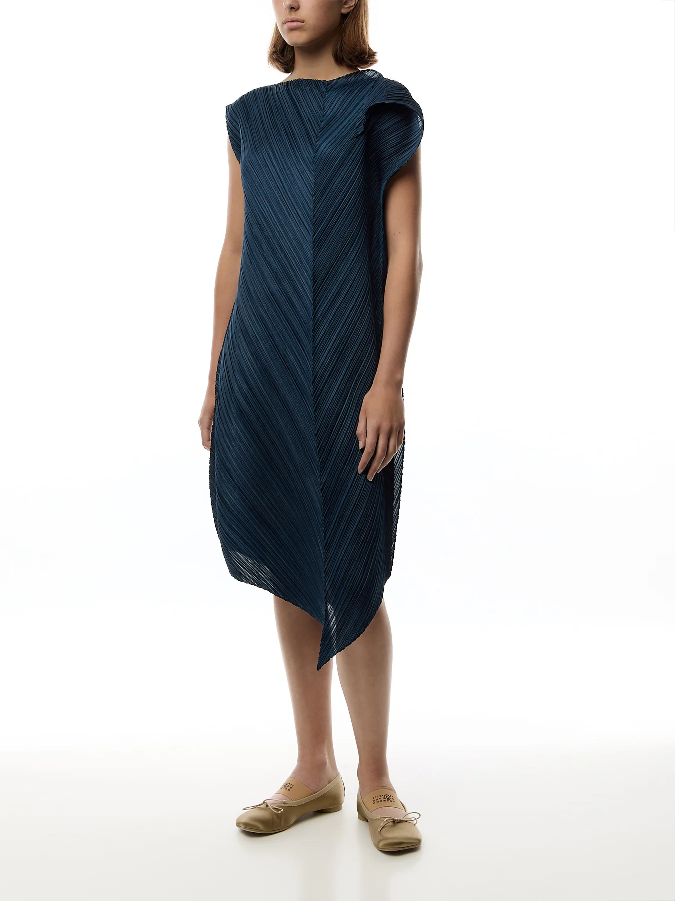Pleats Sculptural Flare Grayish Navy Dress - Image 2