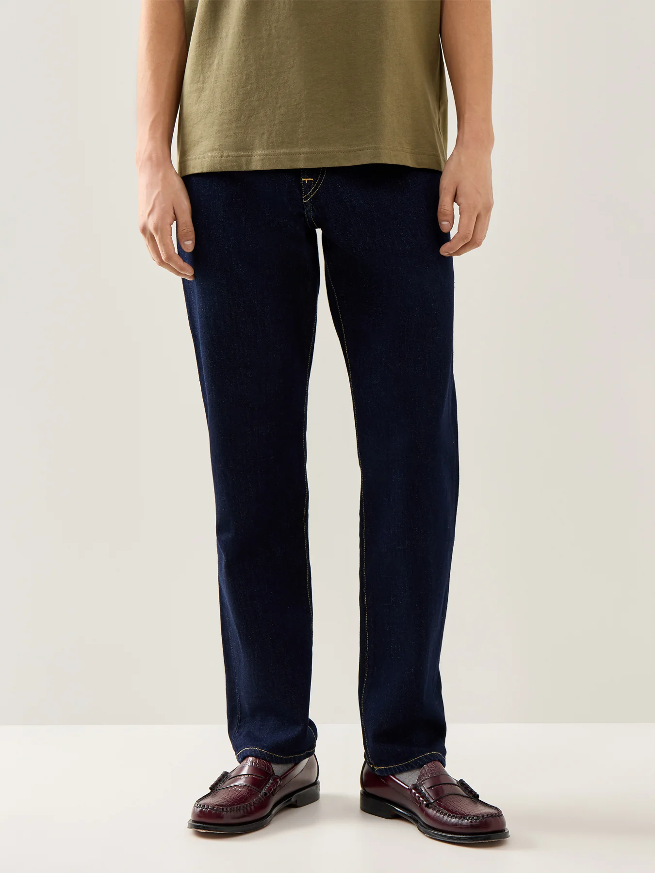 Relaxed Taper Fit Jeans Blue - Image 4