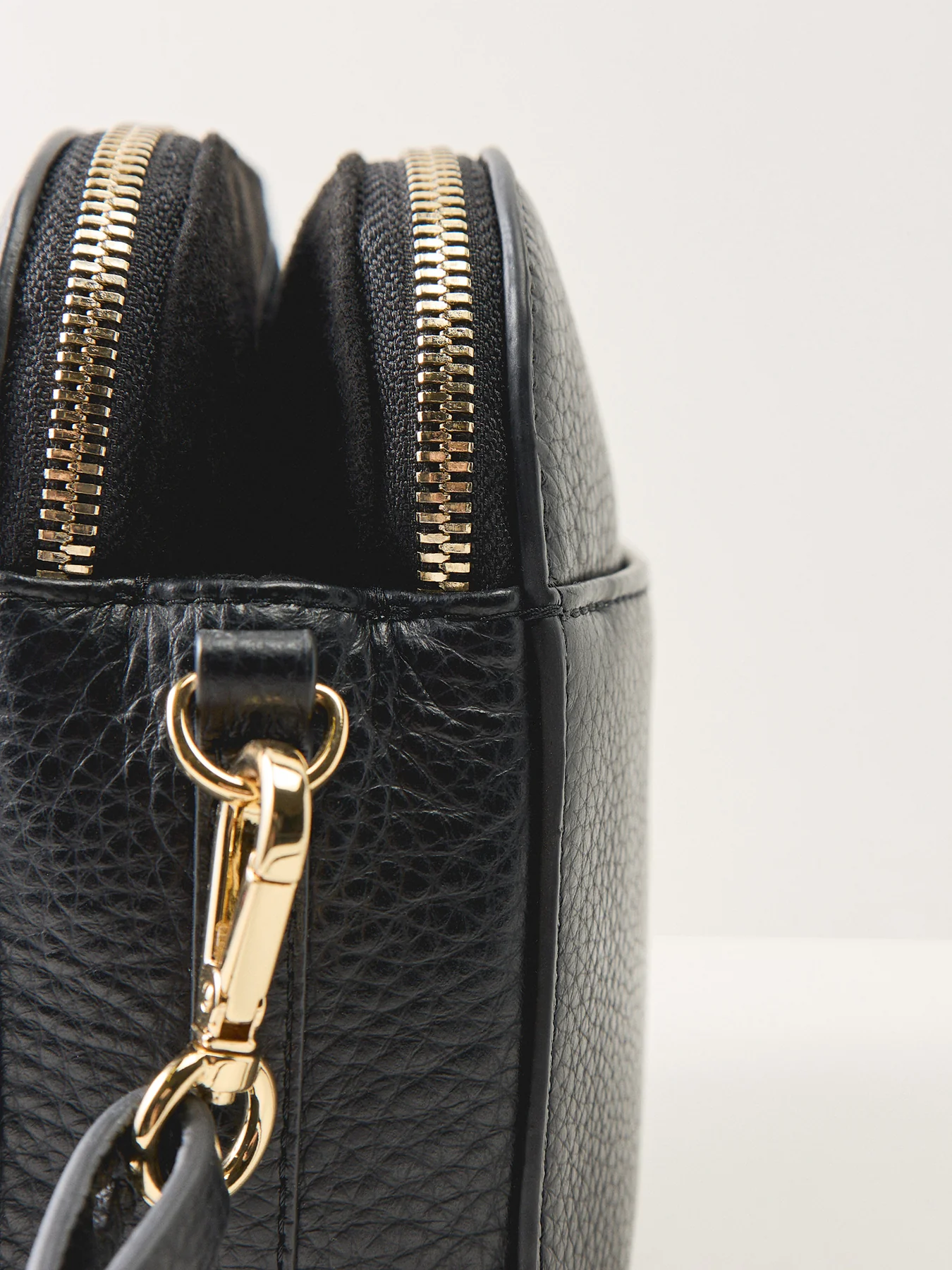 Dukes Place Medium Ziptop Crossbody Black - Image 5