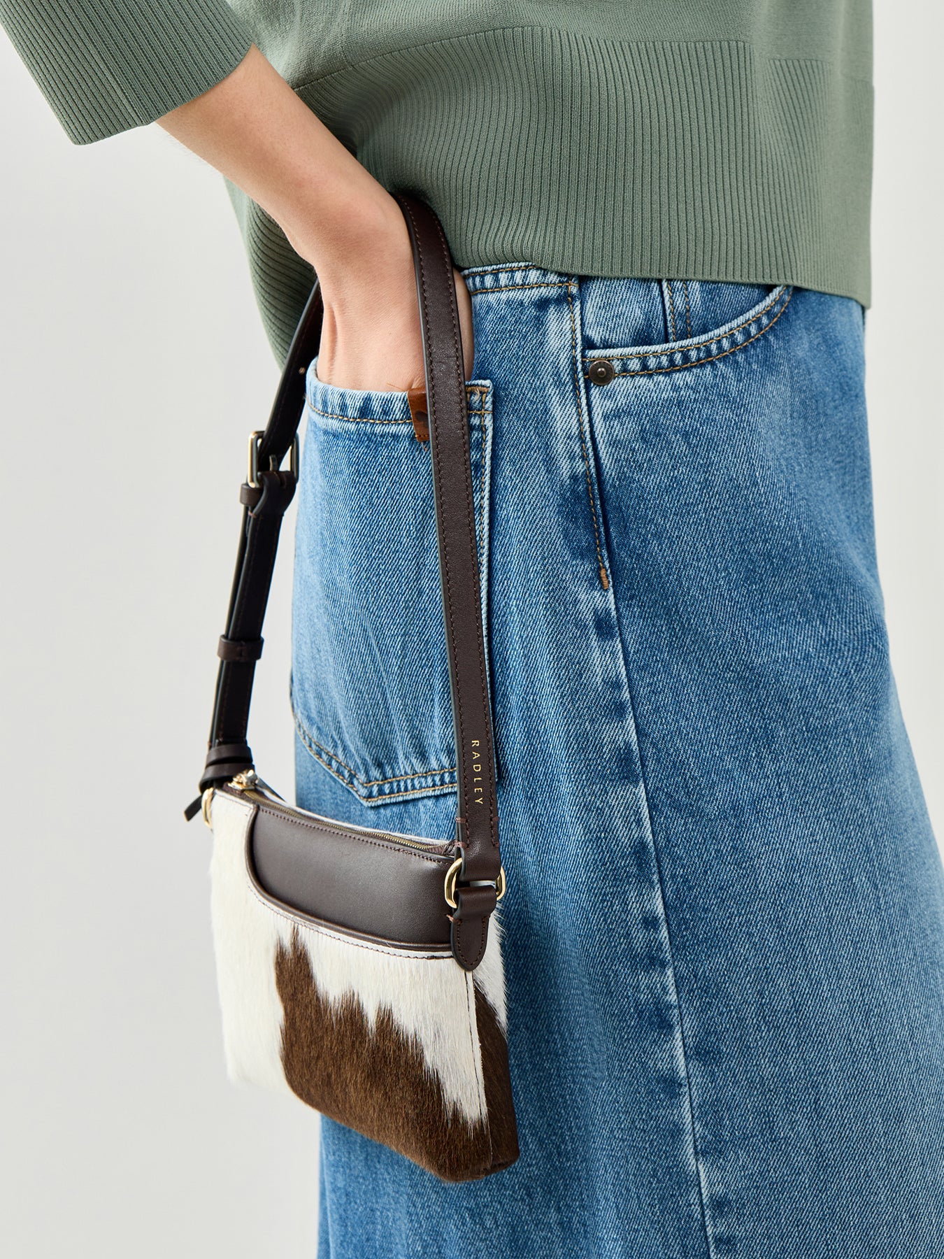 Pockets Cowhide Mini Zip Top Shoulder Bag Brown - Image 2