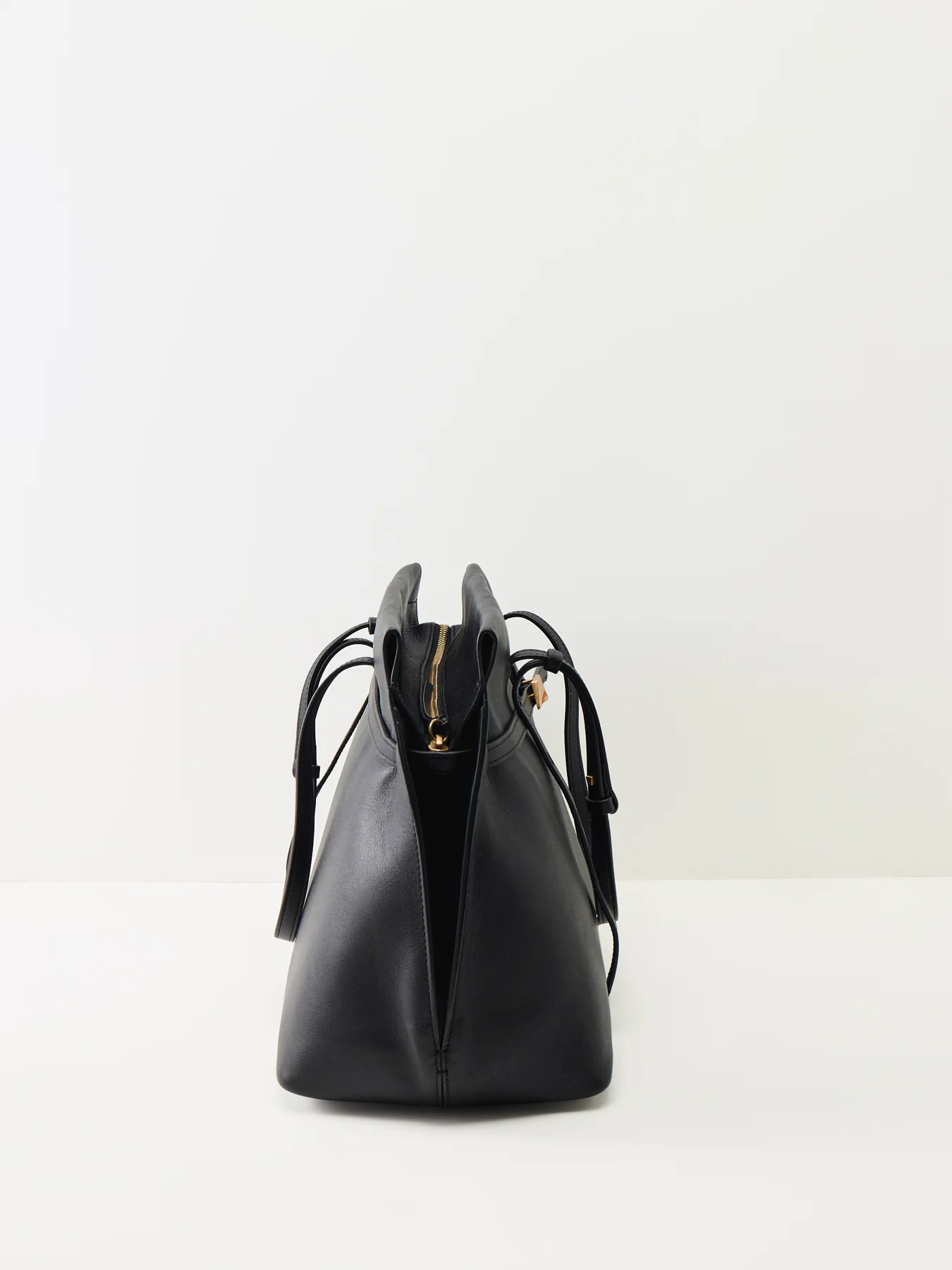 Christina Medium Ziptop Shoulder Bag Black - Image 4