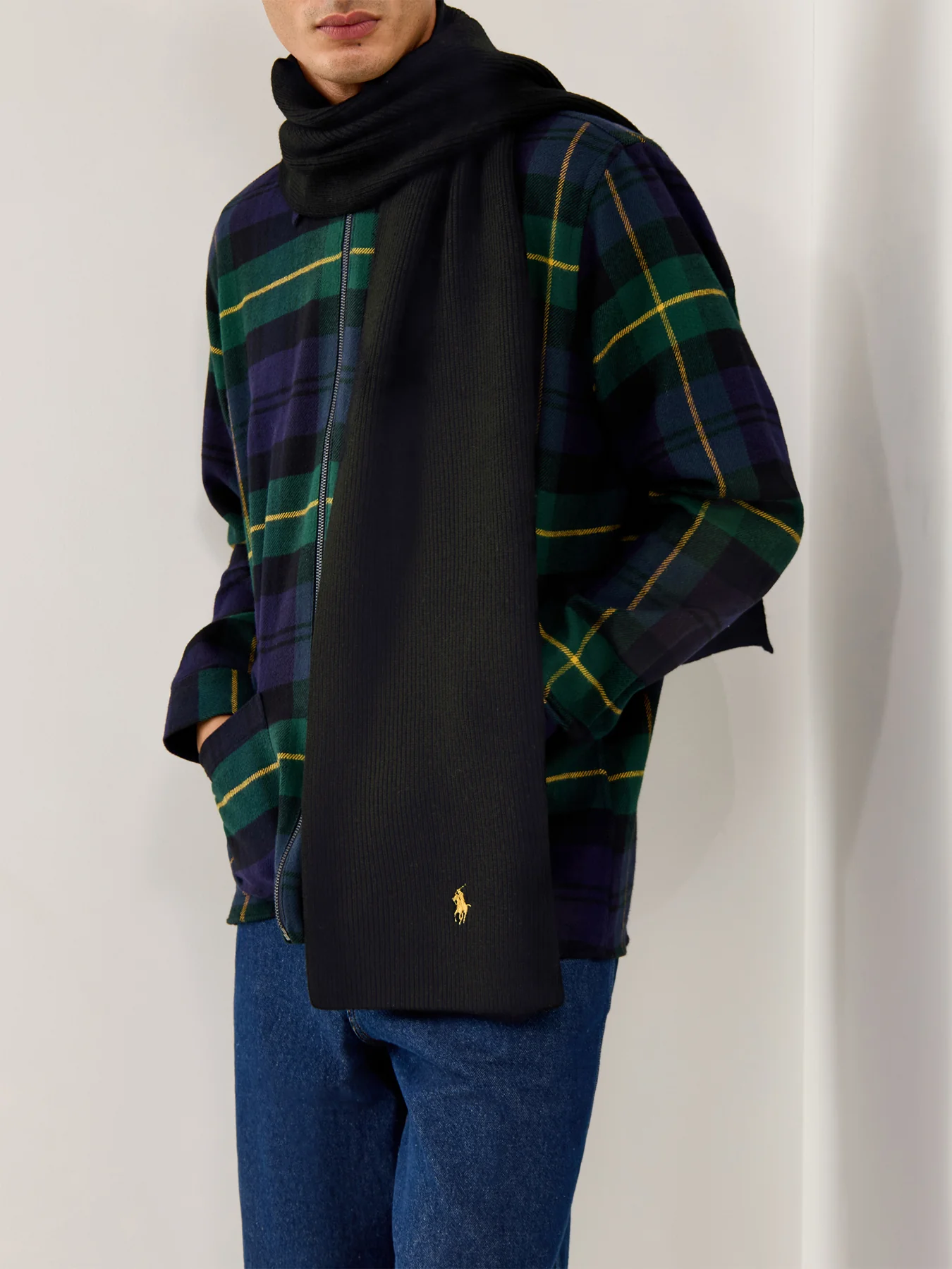 Merino Wool Scarf Black - Image 2