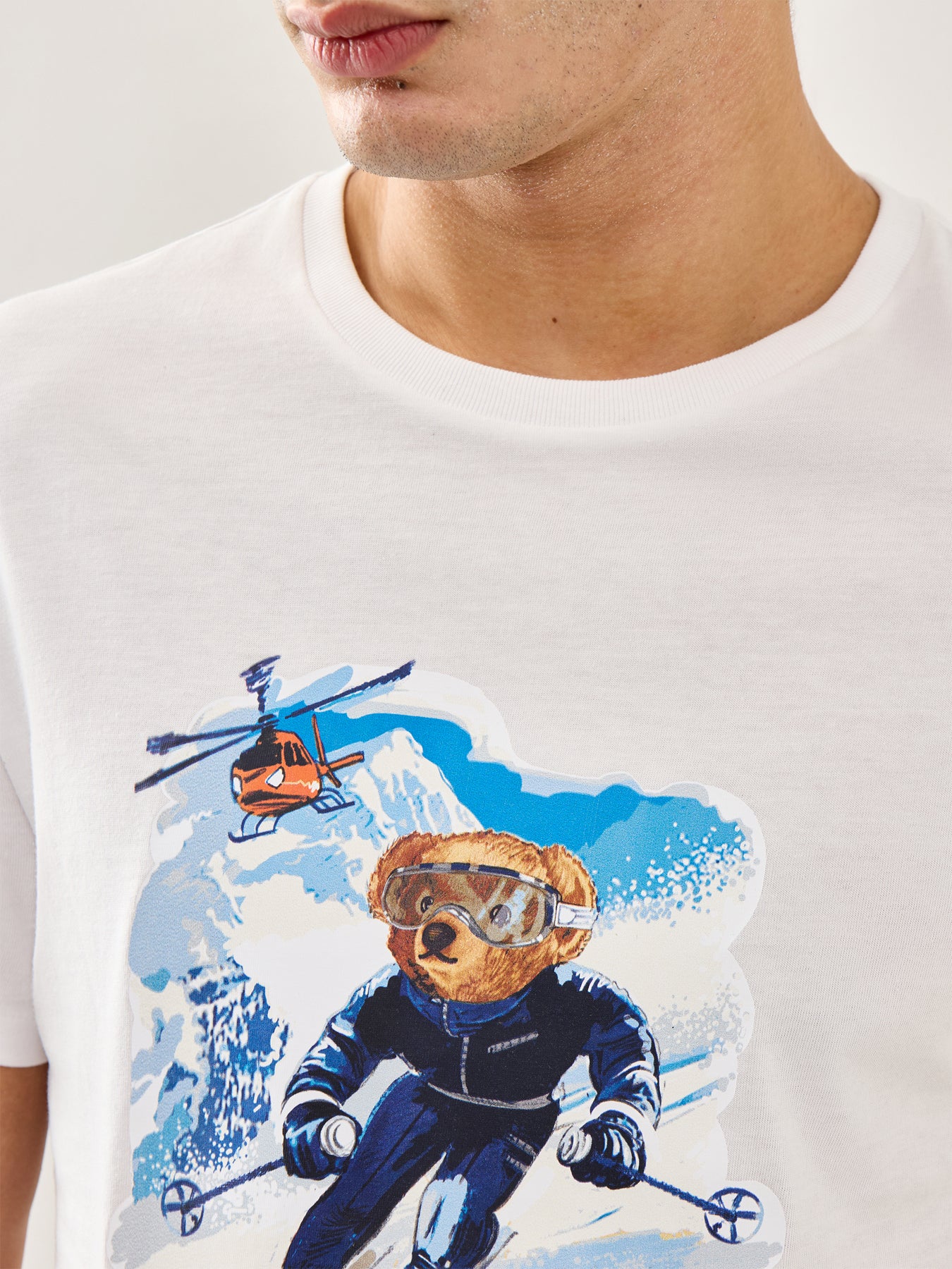 Ski Bear Graphic T-Shirt White - Image 3