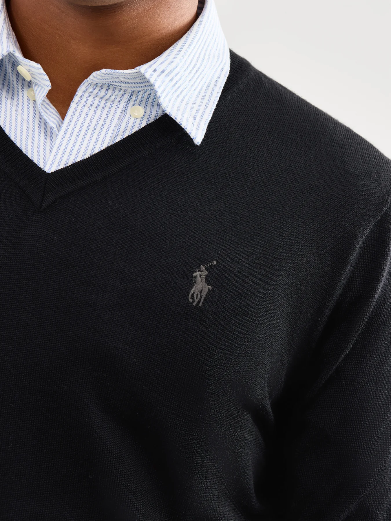 Merino Wool V-Neck Jumper Black - Image 3