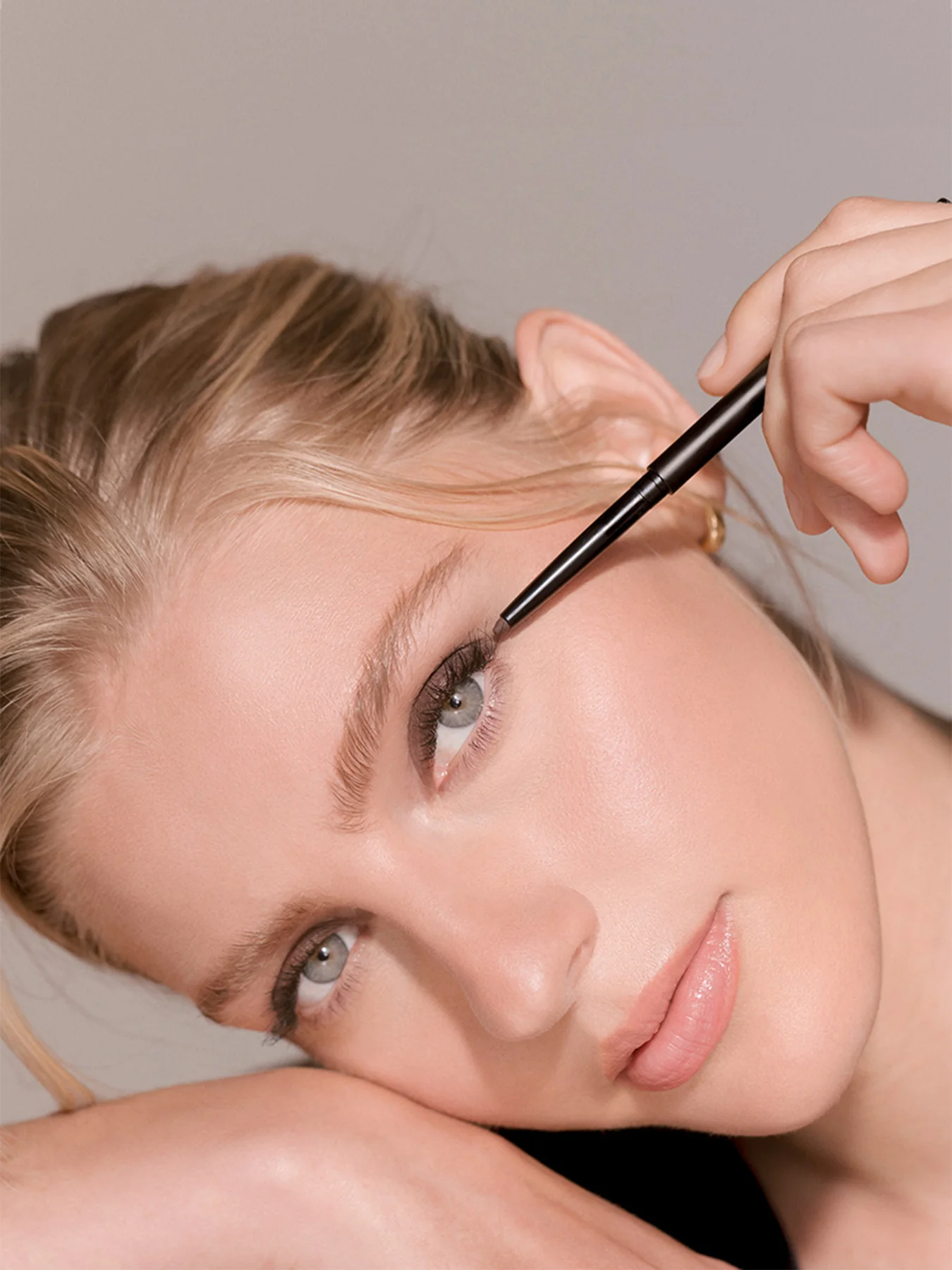 Defining Eyeliner Slate - Image 4