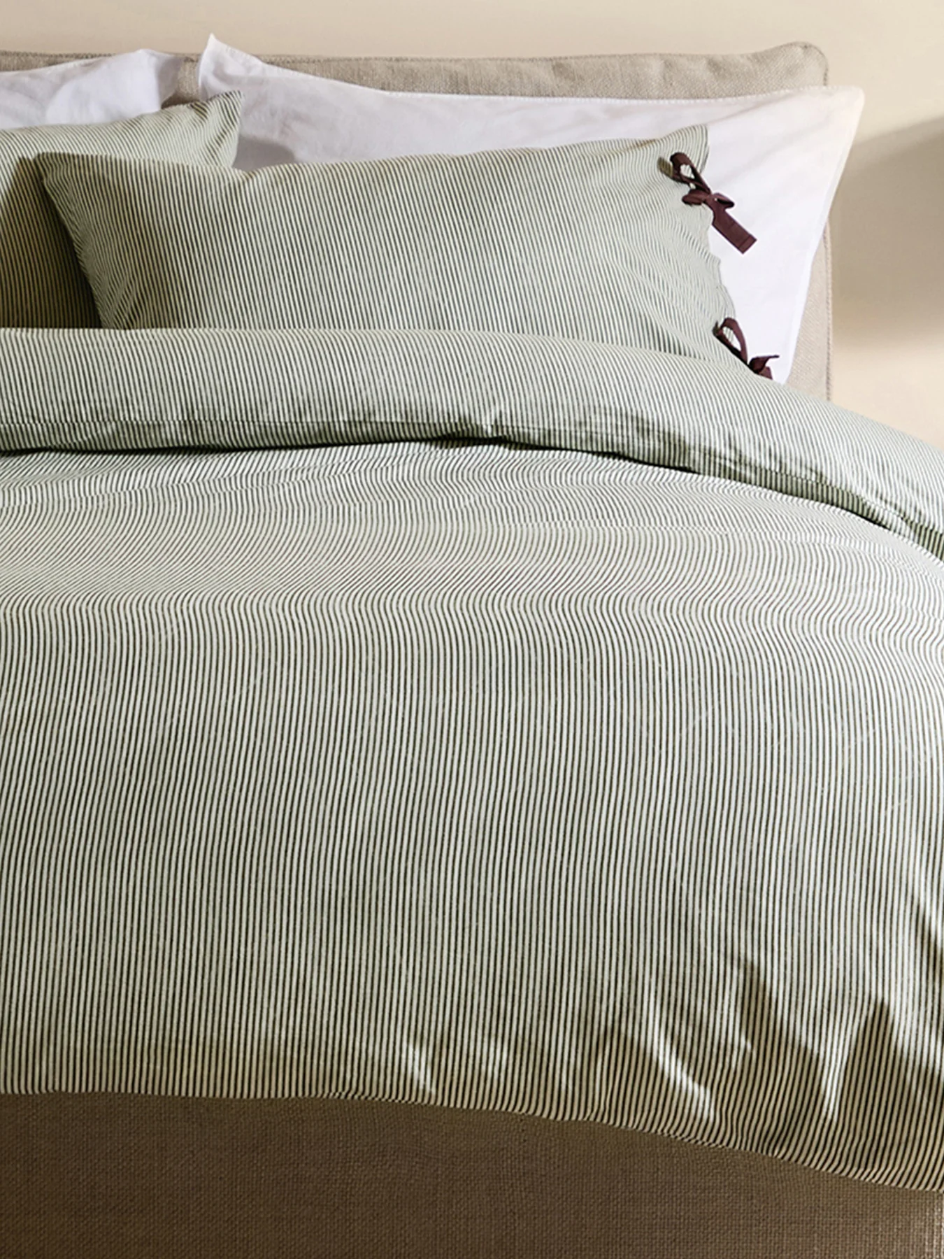Ansel Duvet Set Green - Image 2