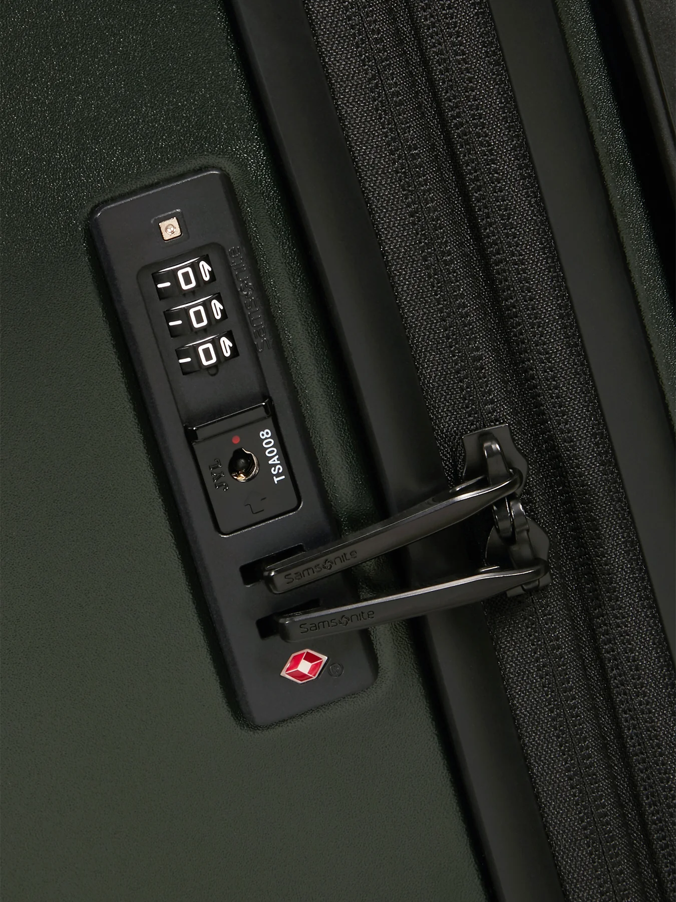 Fyrm Medium Expandable Spinner Suitcase 67cm Green - Image 4