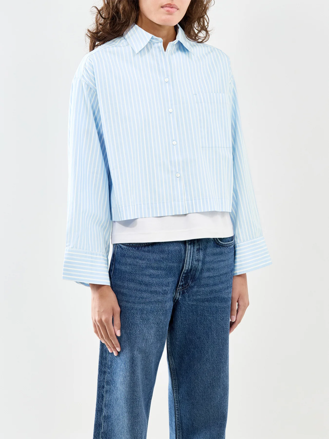 Cropped Boxy Shirt Blue - Image 4