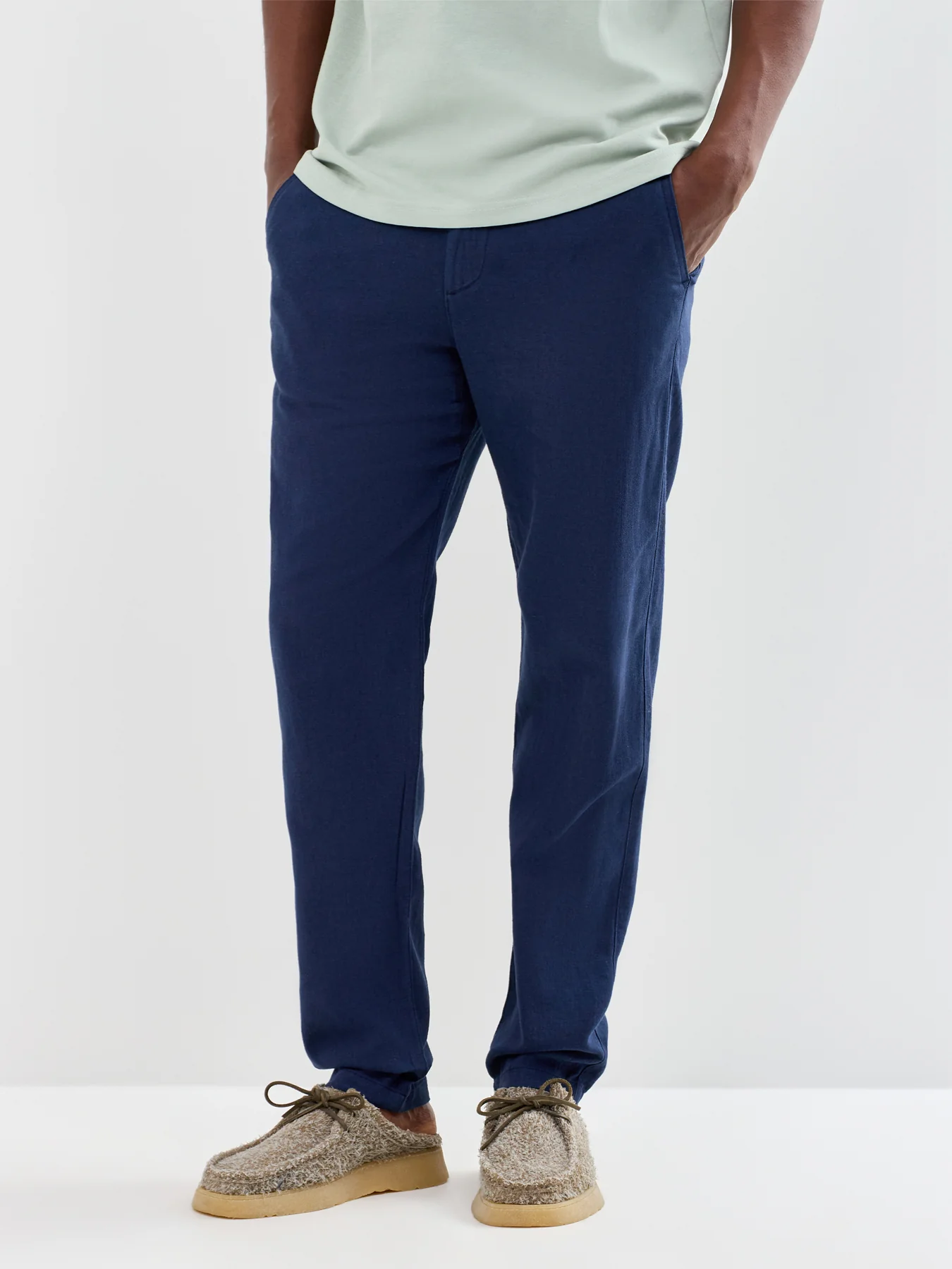 Slim Tape Brody Linen Blend Trousers Navy - Image 4