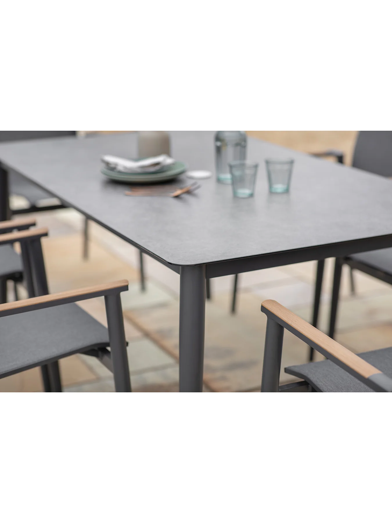 Sofia 6 Seat Garden Dining Set Anthracite - Image 6