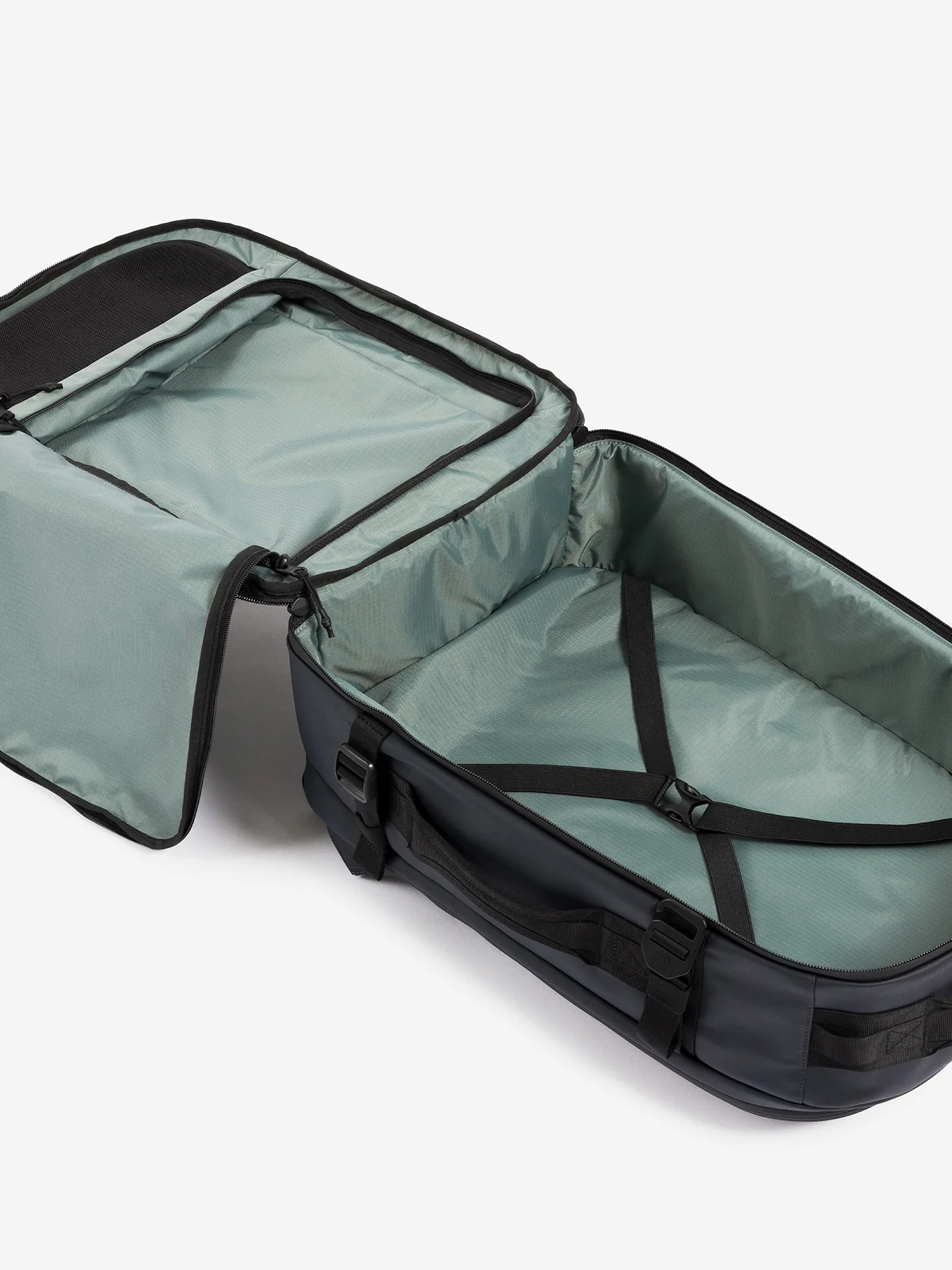 Hybrid 30L Backpack Midnight - Image 4