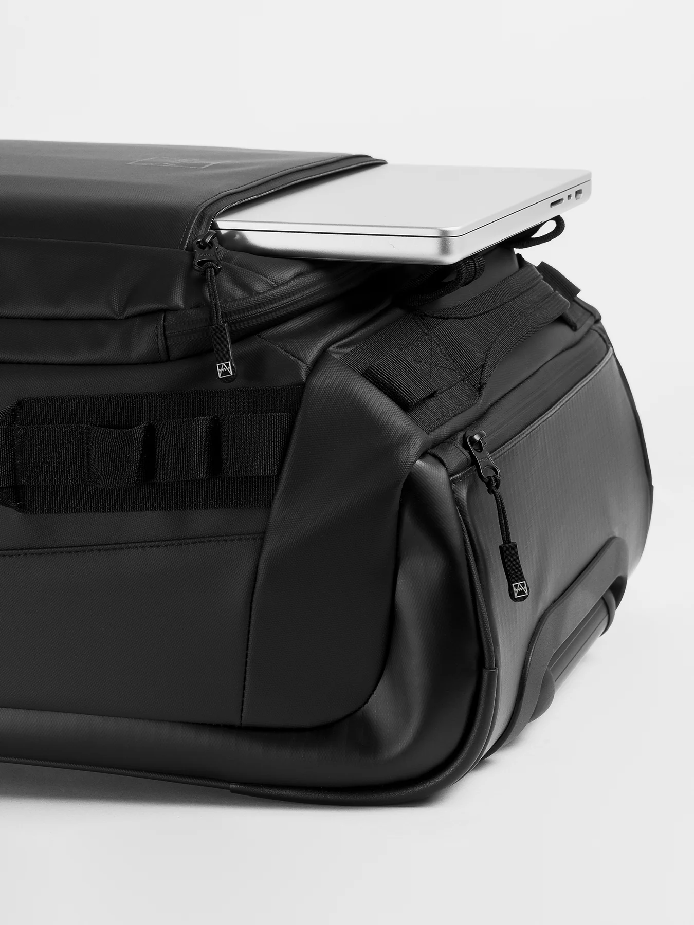 The Wheeled Kit Bag 40L Black - Image 3